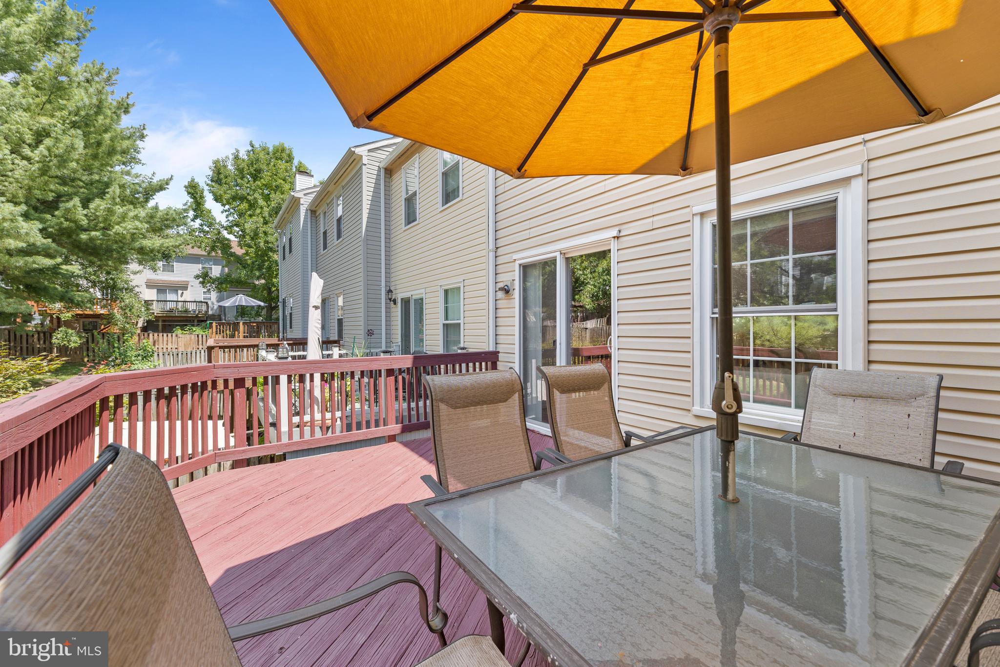 SINGLETONS GROVE - Residential Lease