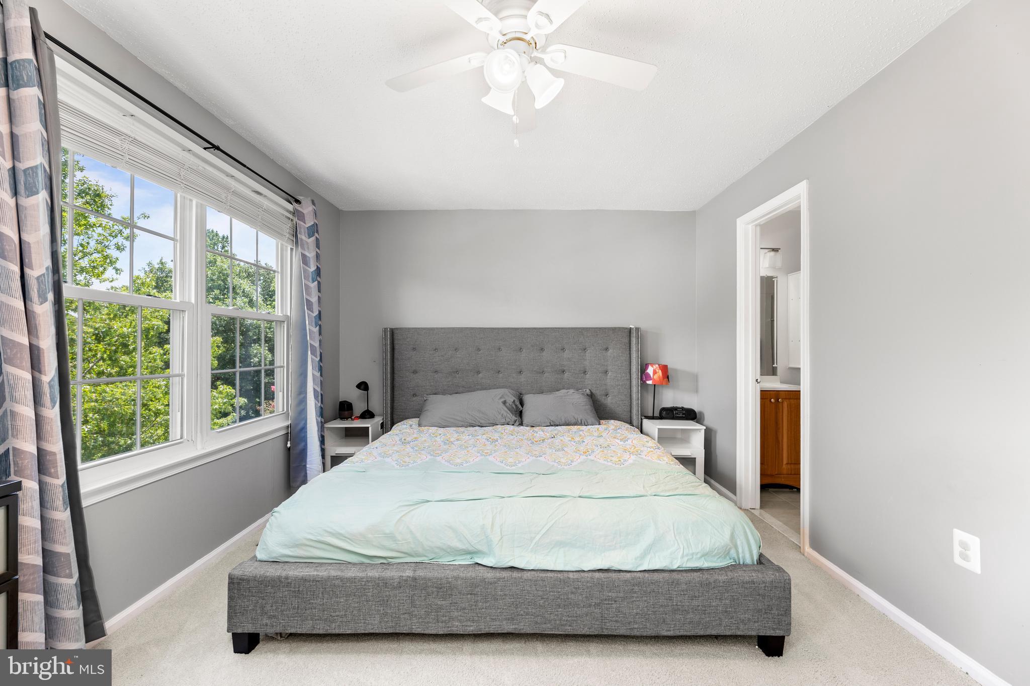 SINGLETONS GROVE - Residential Lease