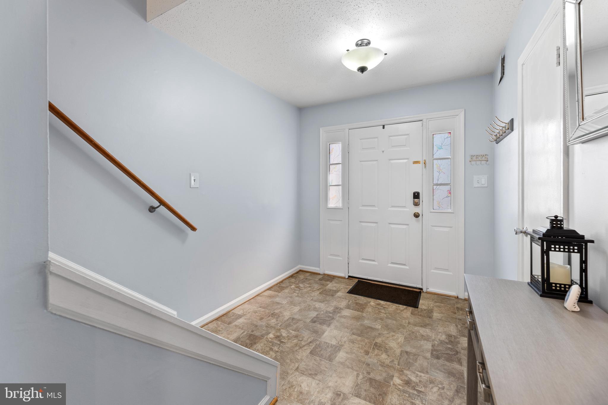 SINGLETONS GROVE - Residential Lease