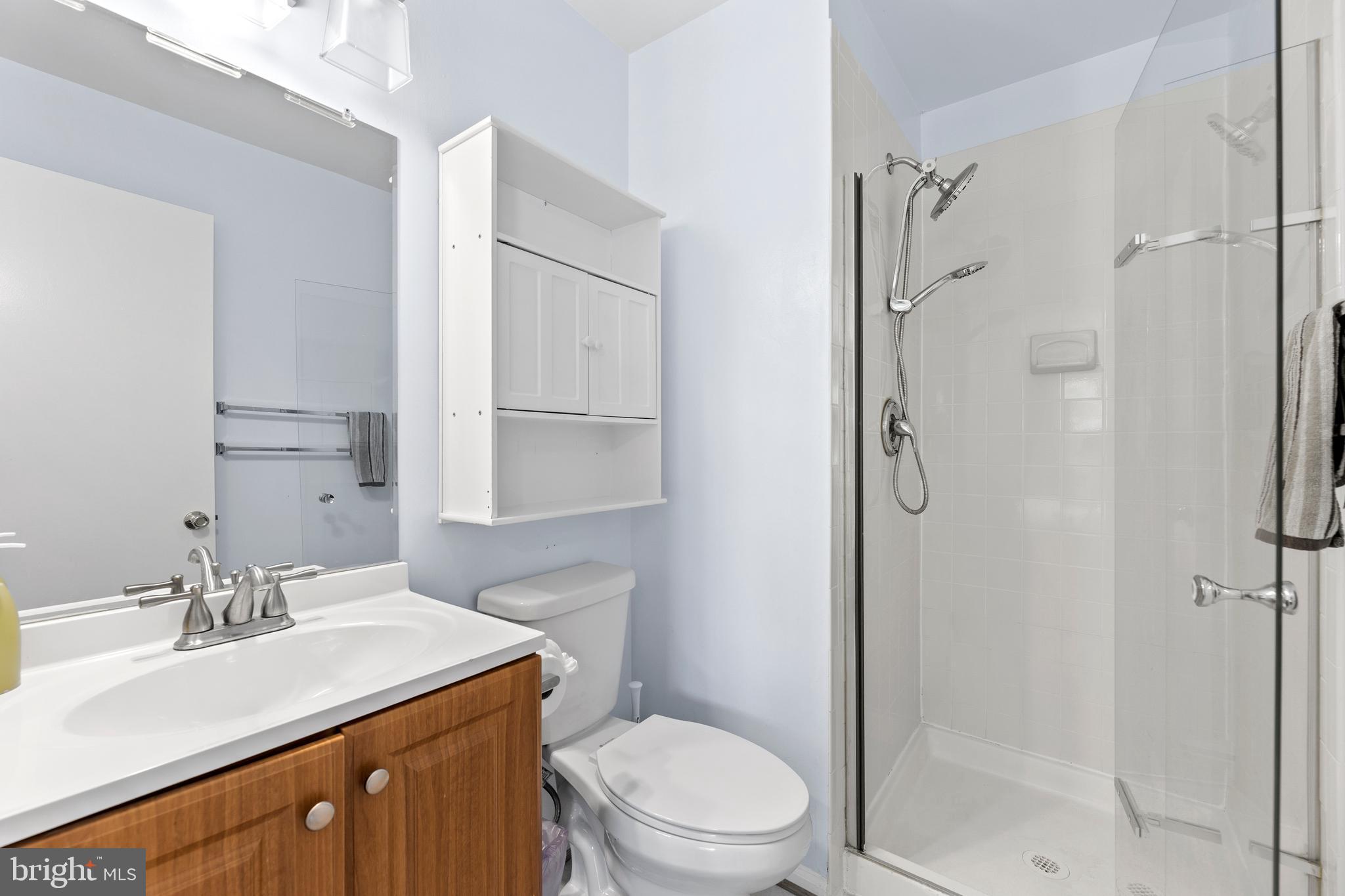 SINGLETONS GROVE - Residential Lease