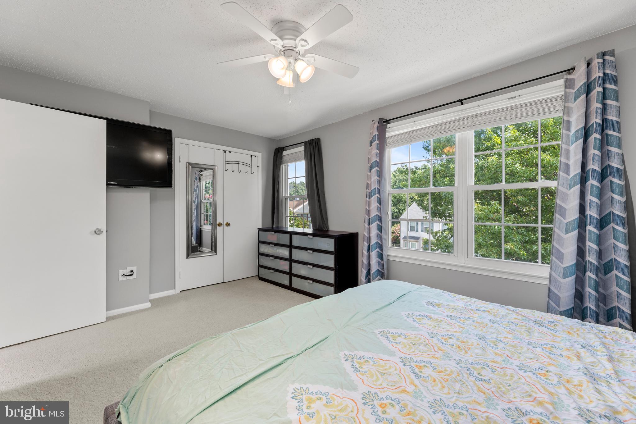 SINGLETONS GROVE - Residential Lease