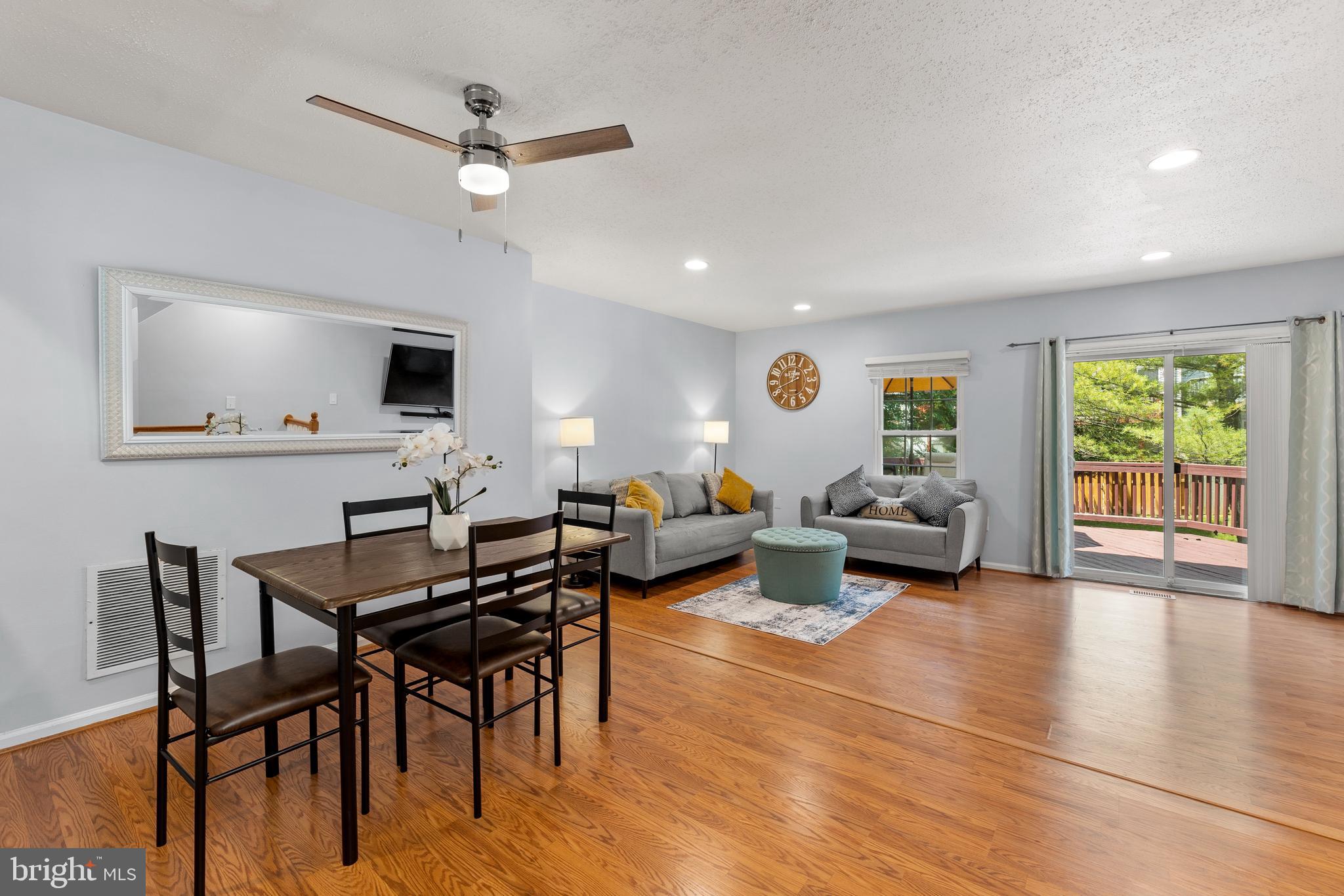 SINGLETONS GROVE - Residential Lease