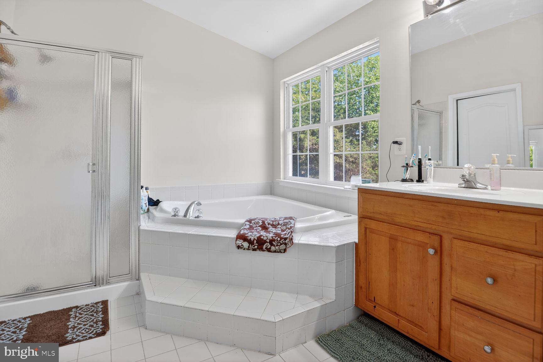 SOUTH RIDING - Residential