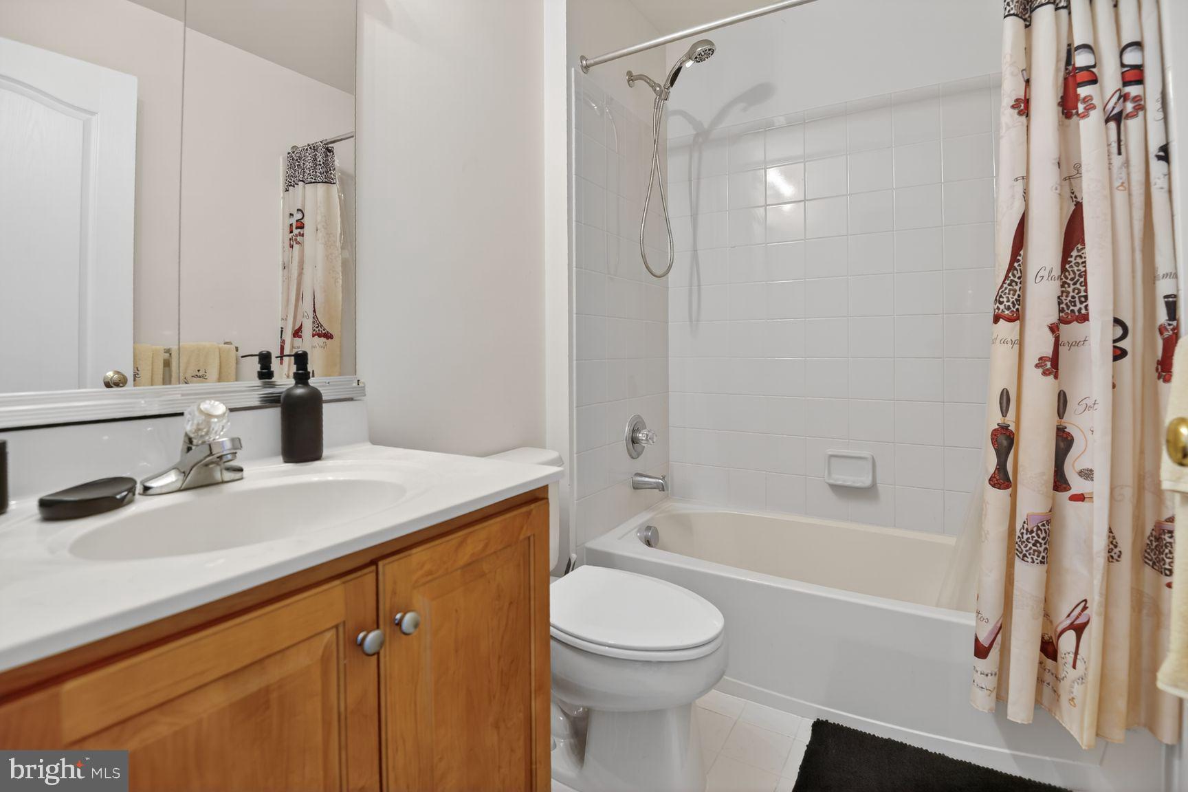 SOUTH RIDING - Residential