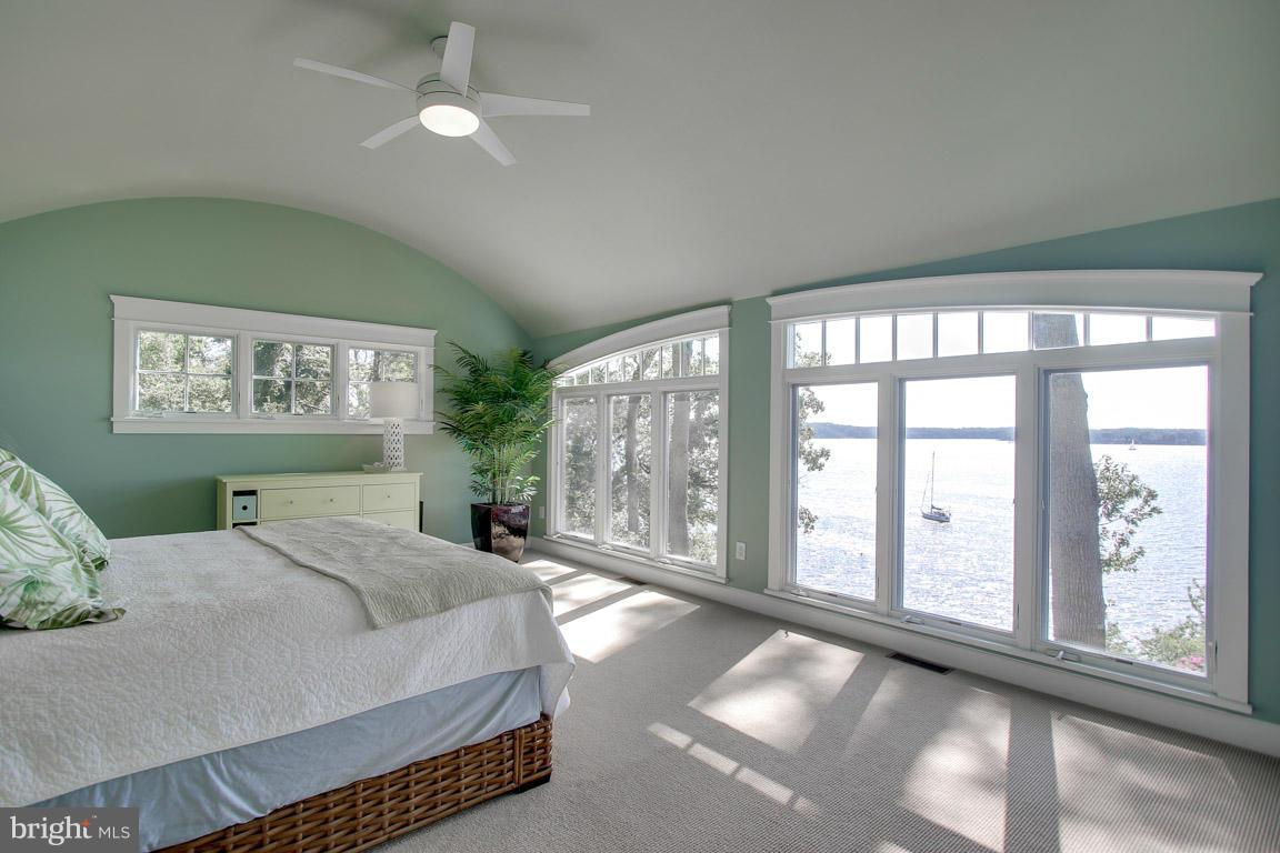 ROUND BAY - Residential