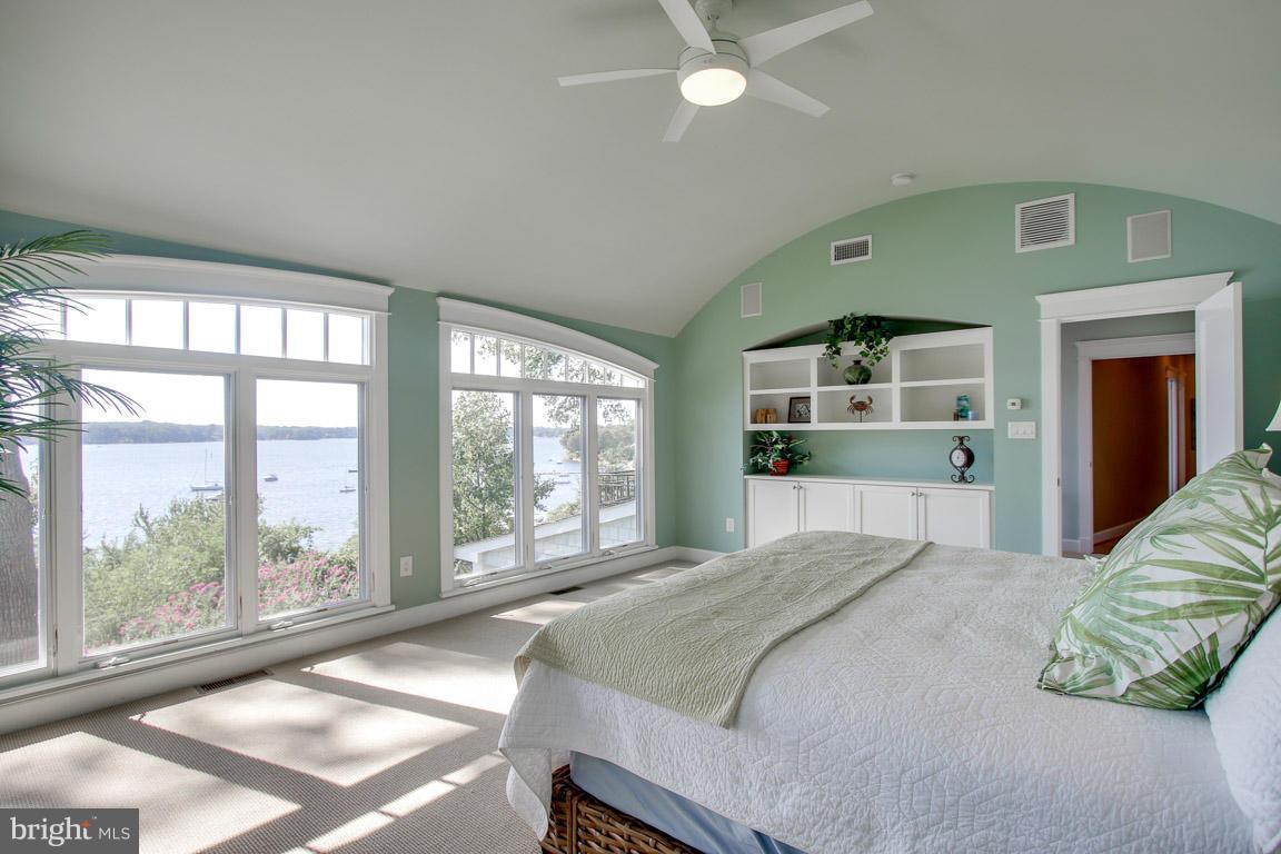 ROUND BAY - Residential