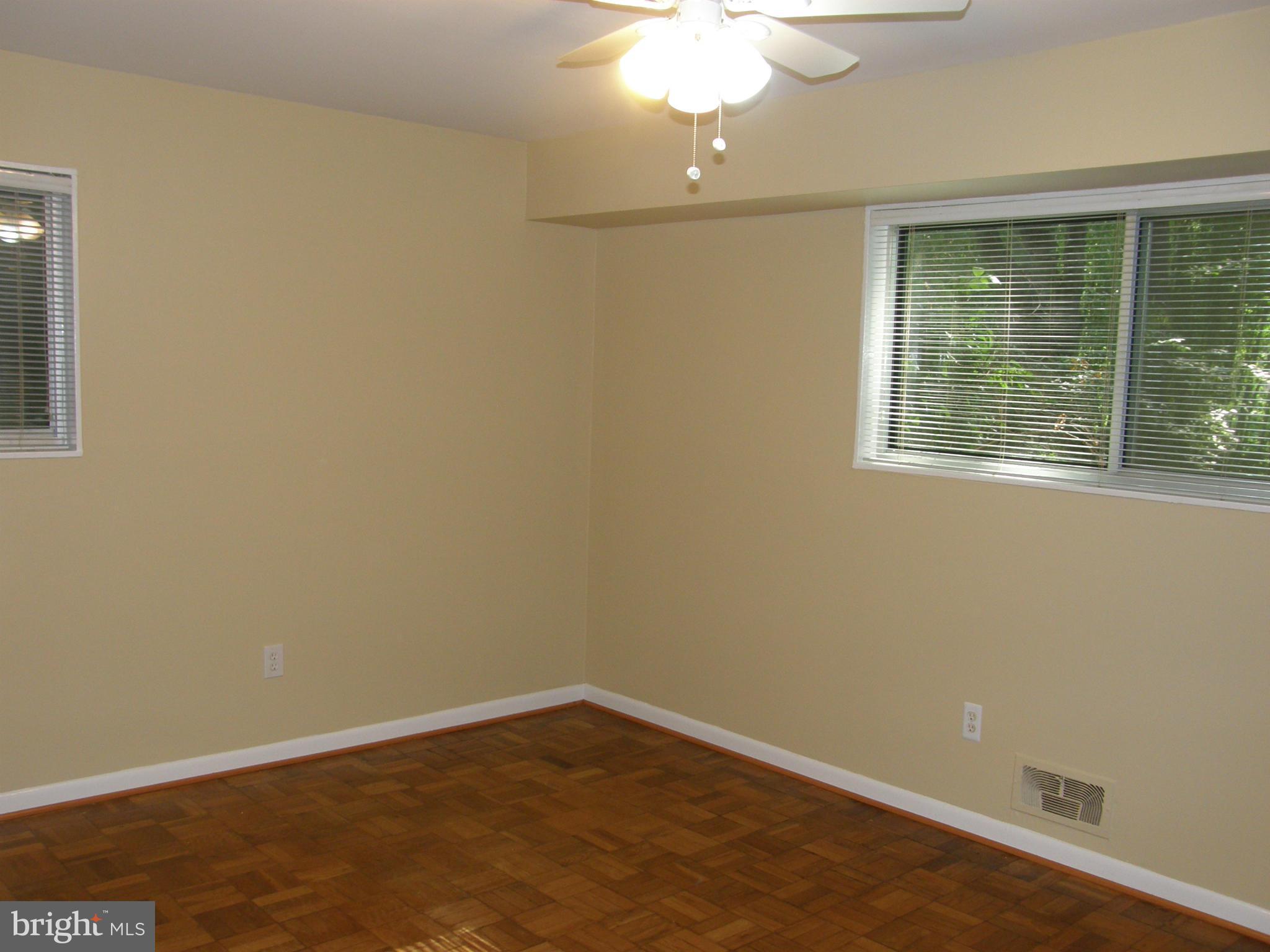 PARKSIDE CONDOMINIUMS - Residential Lease