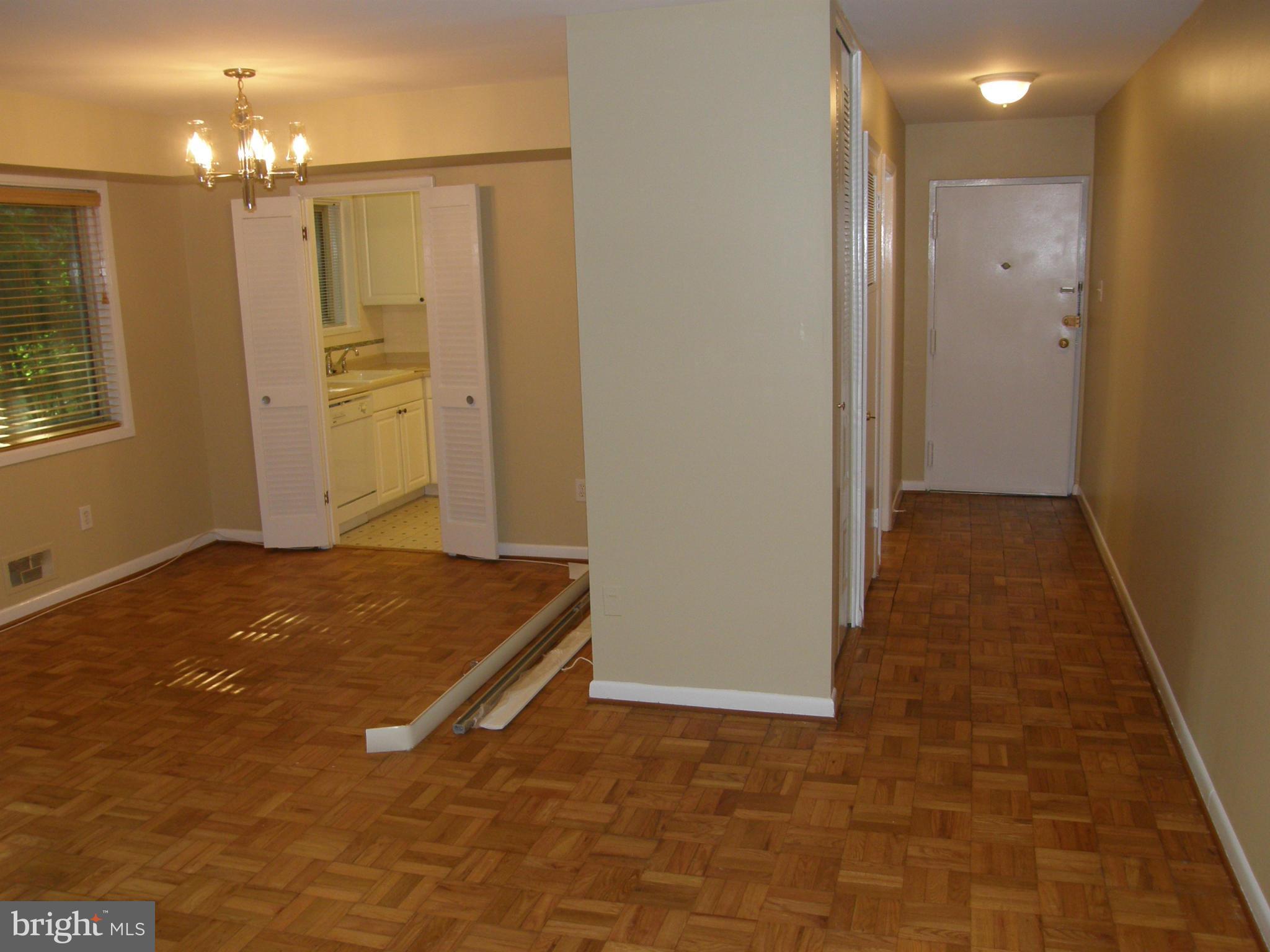 PARKSIDE CONDOMINIUMS - Residential Lease