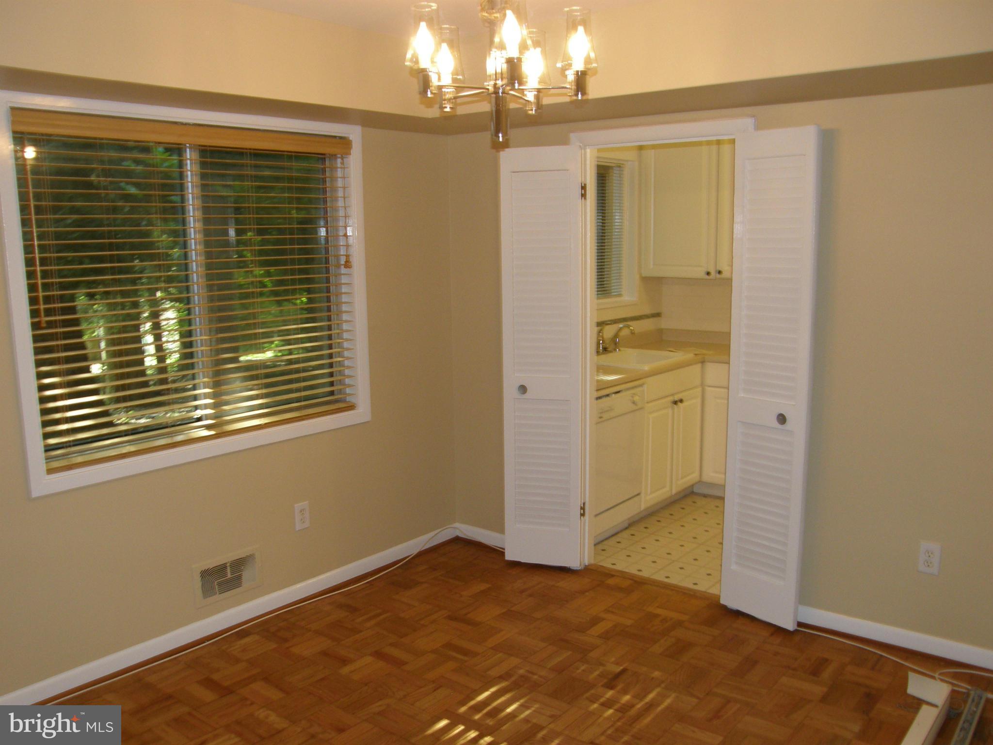 PARKSIDE CONDOMINIUMS - Residential Lease