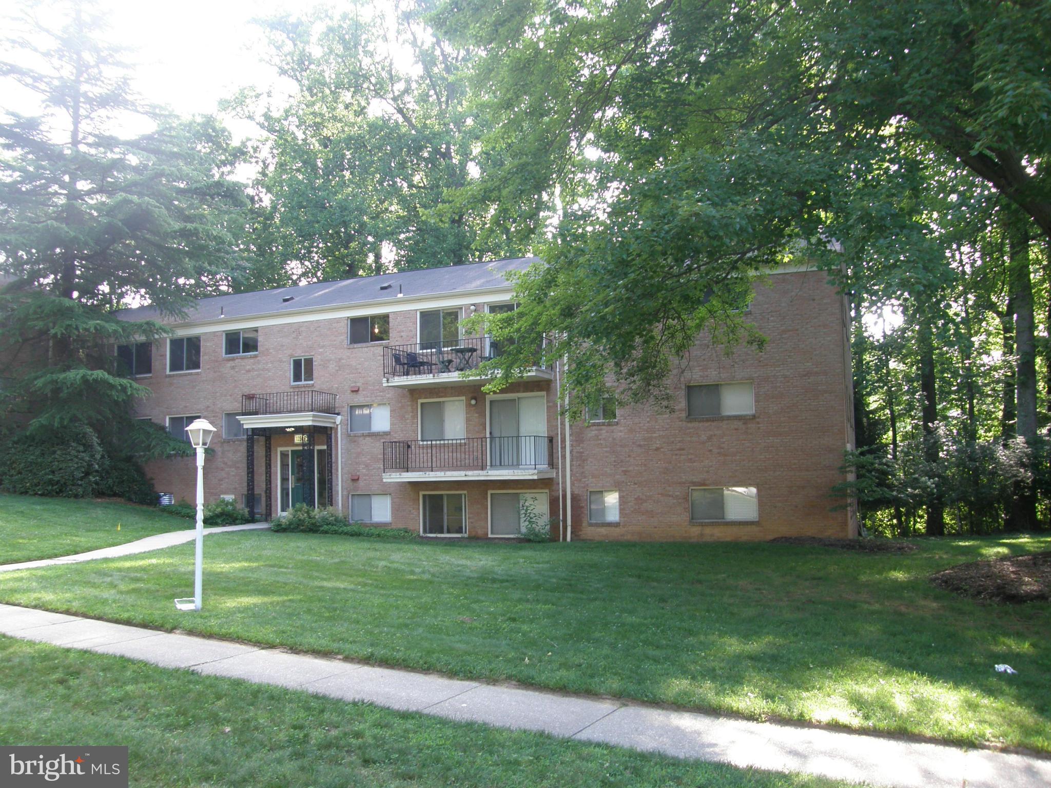 PARKSIDE CONDOMINIUMS - Residential Lease