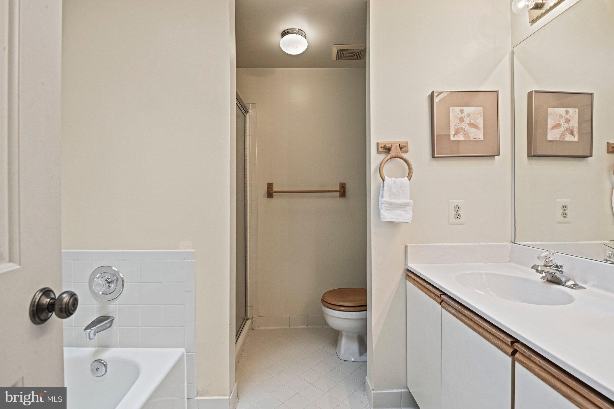 OAK MARR COURTS - Residential