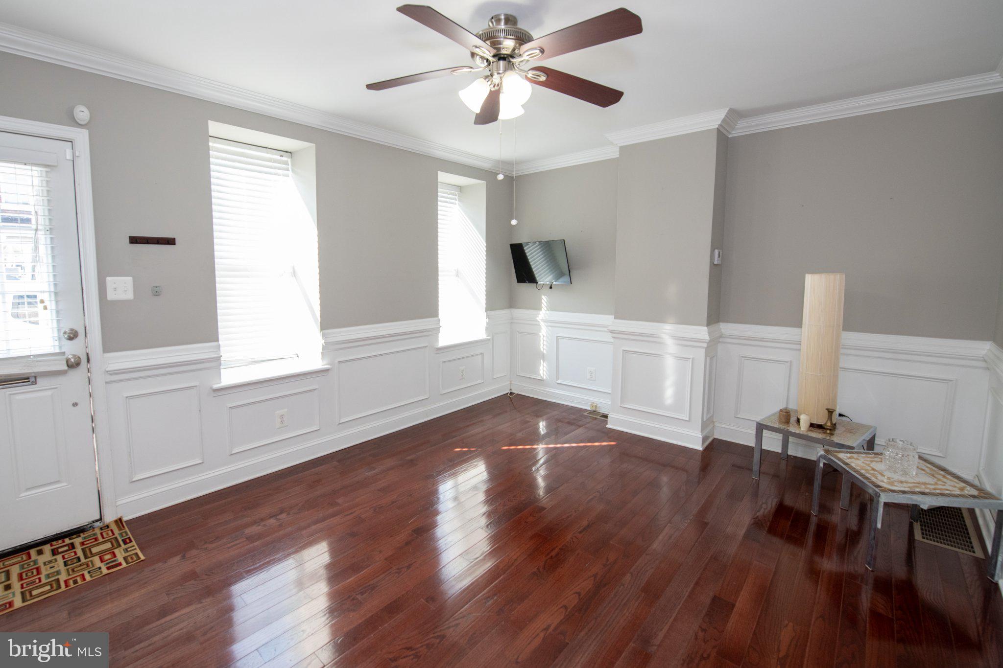 EAST FALLS - Residential