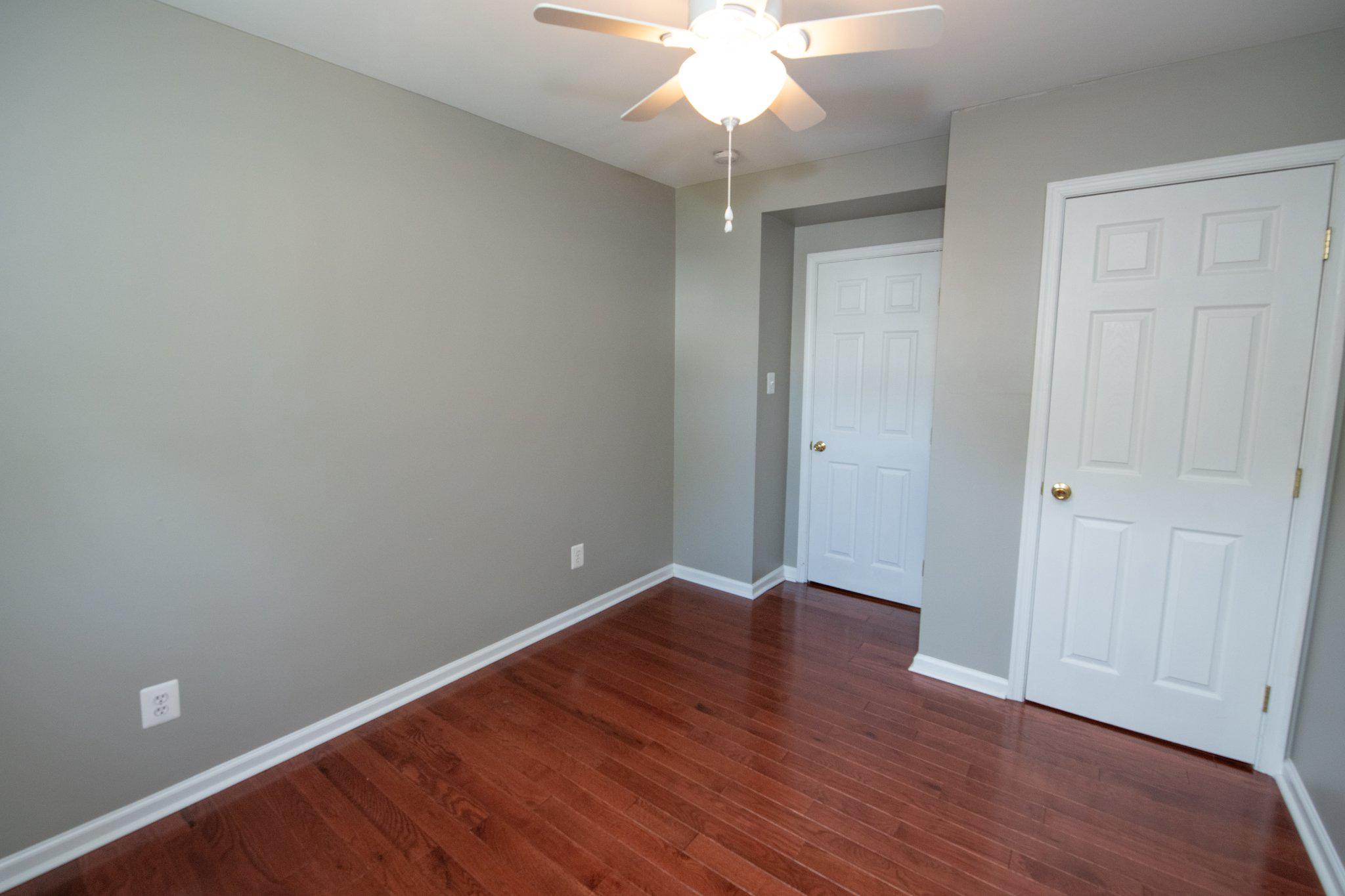 EAST FALLS - Residential