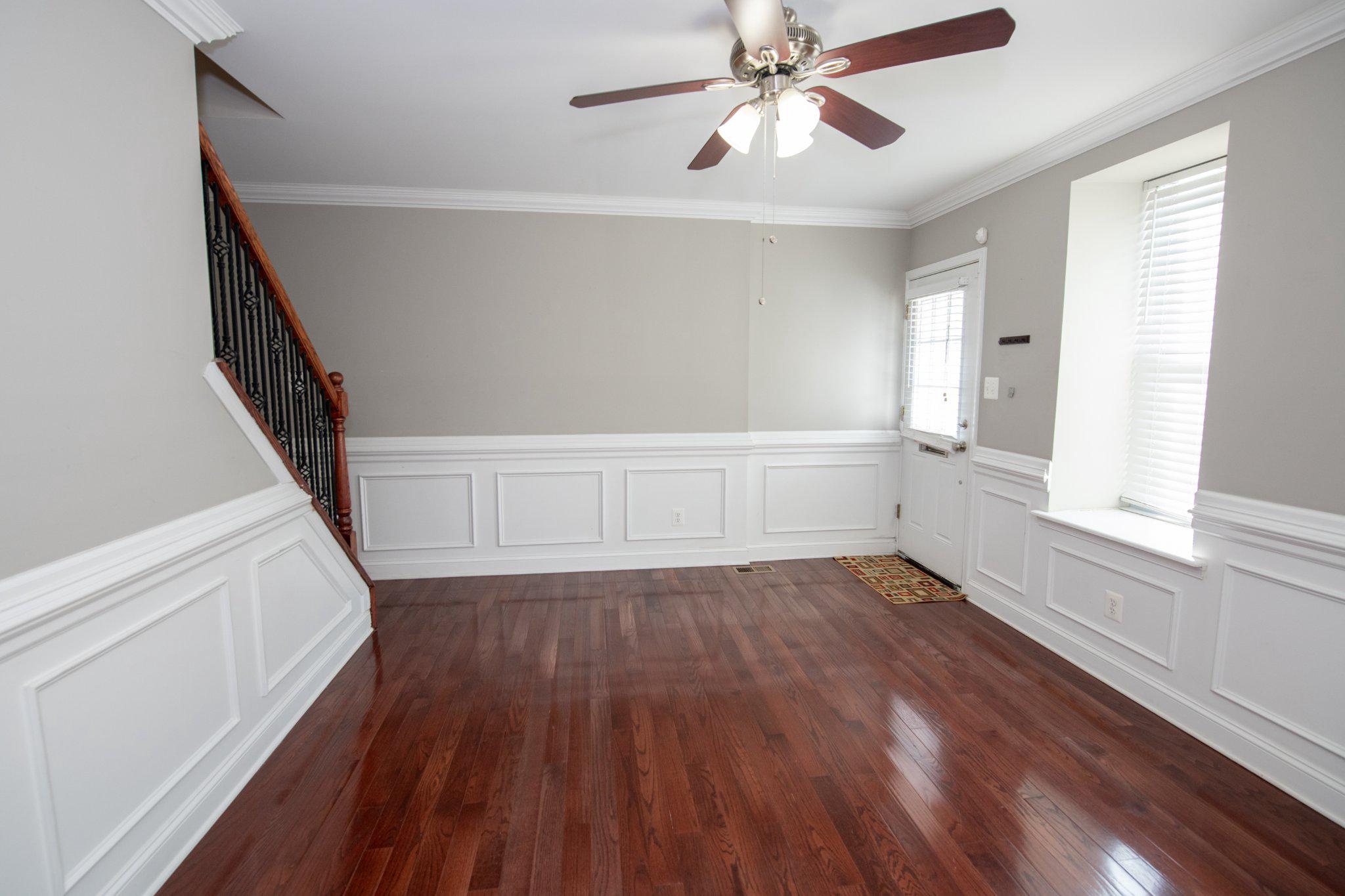 EAST FALLS - Residential