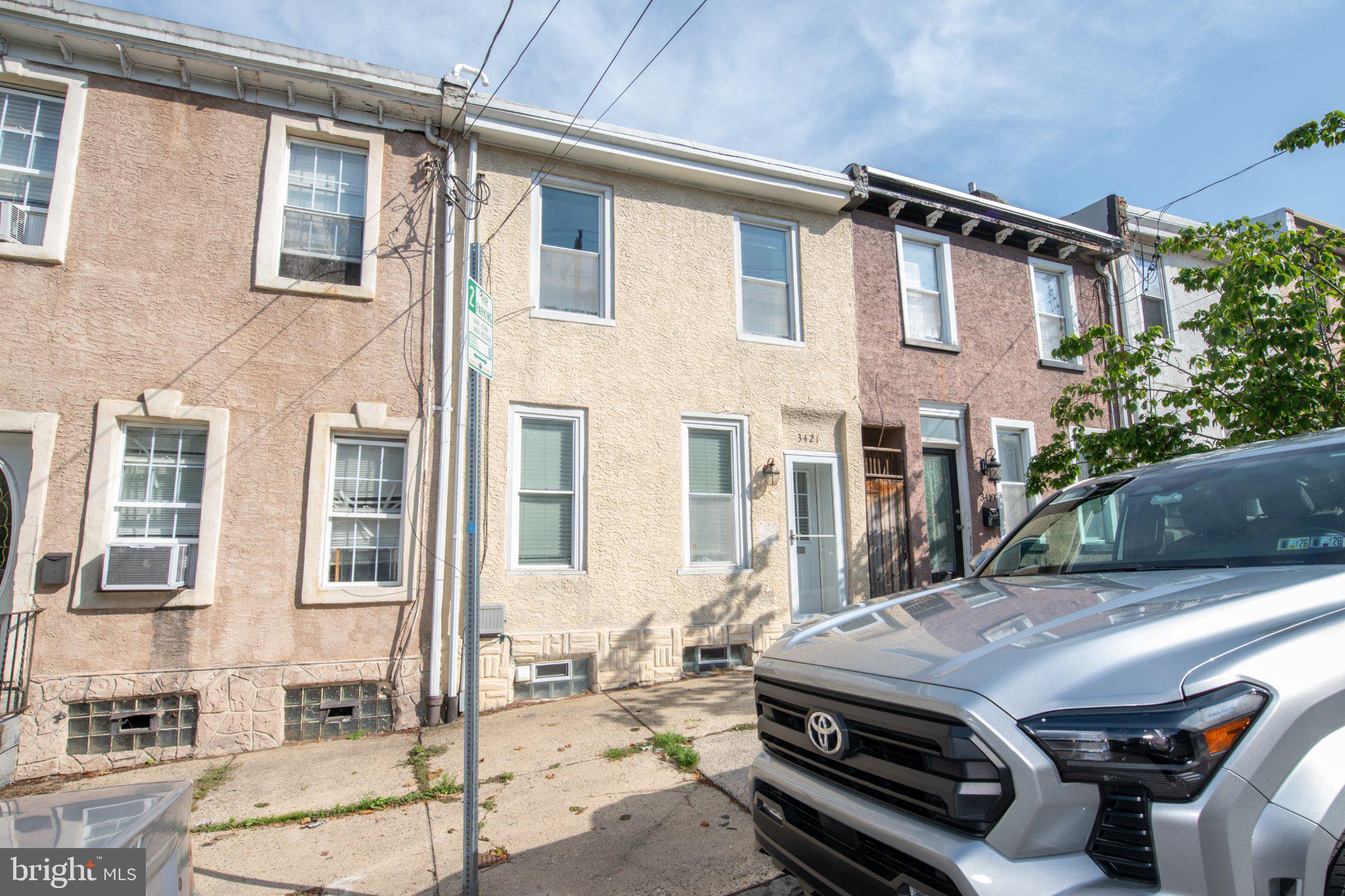 EAST FALLS - Residential
