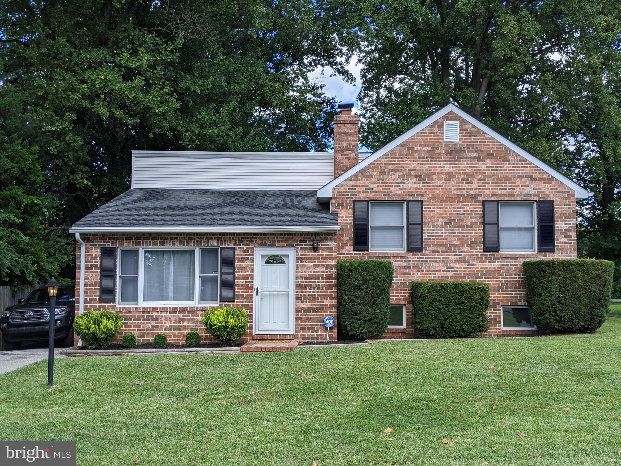 CATONSVILLE MANOR - Residential