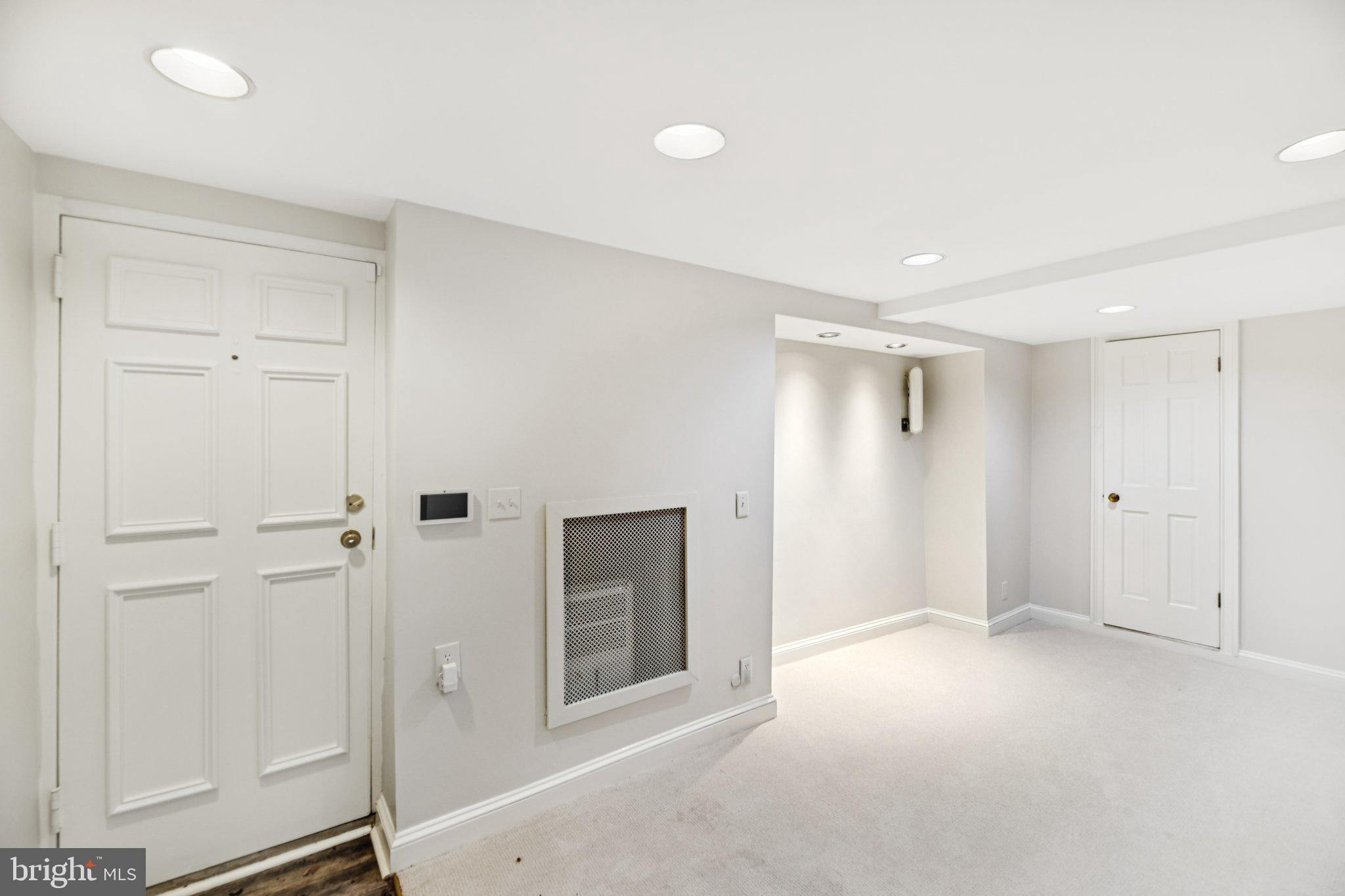 GEORGETOWN - Residential