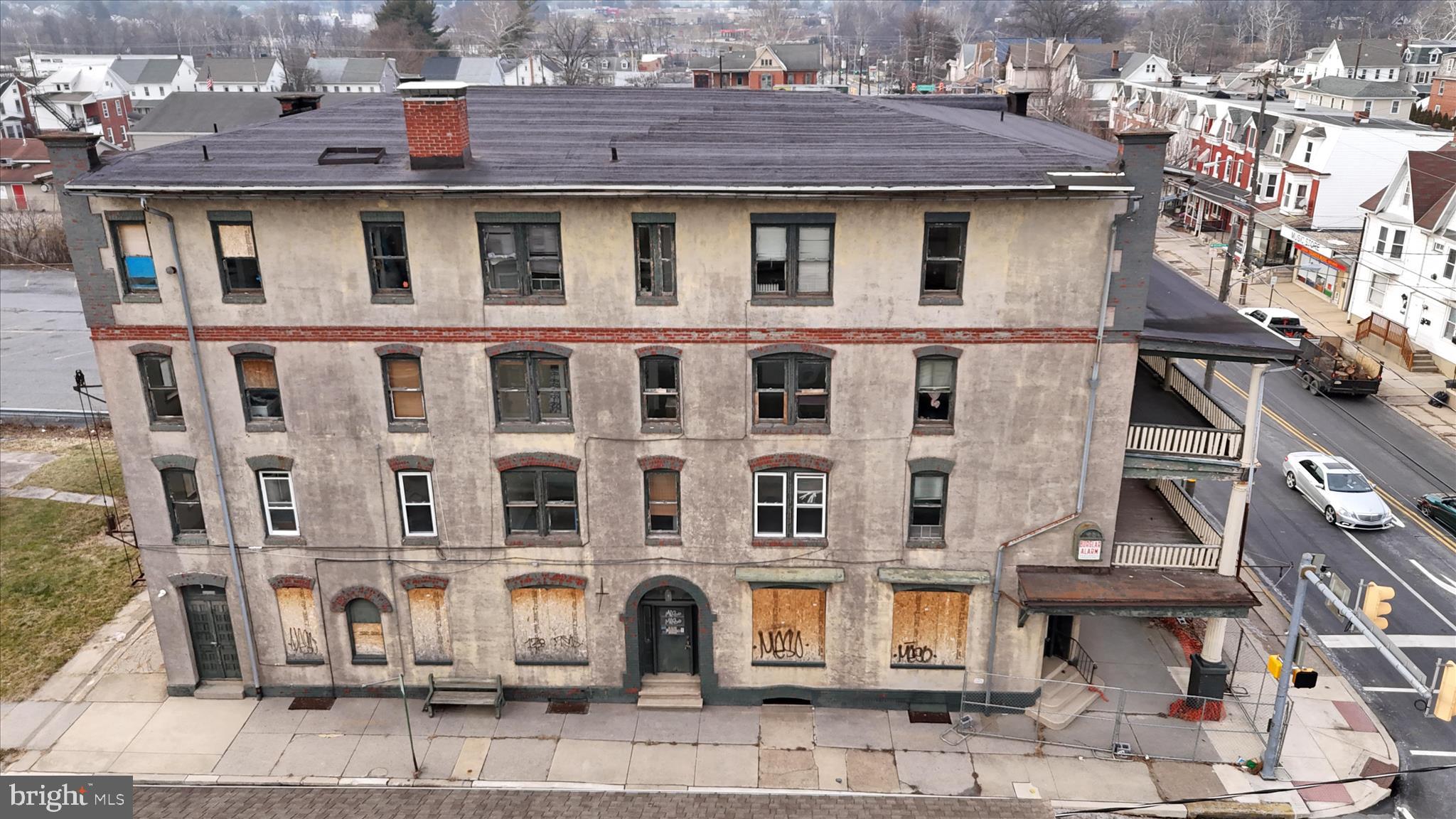 SHILLINGTON - Commercial Sale