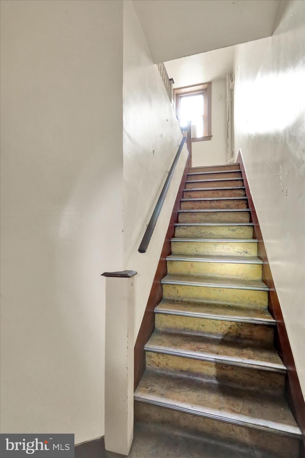 SHILLINGTON - Commercial Sale