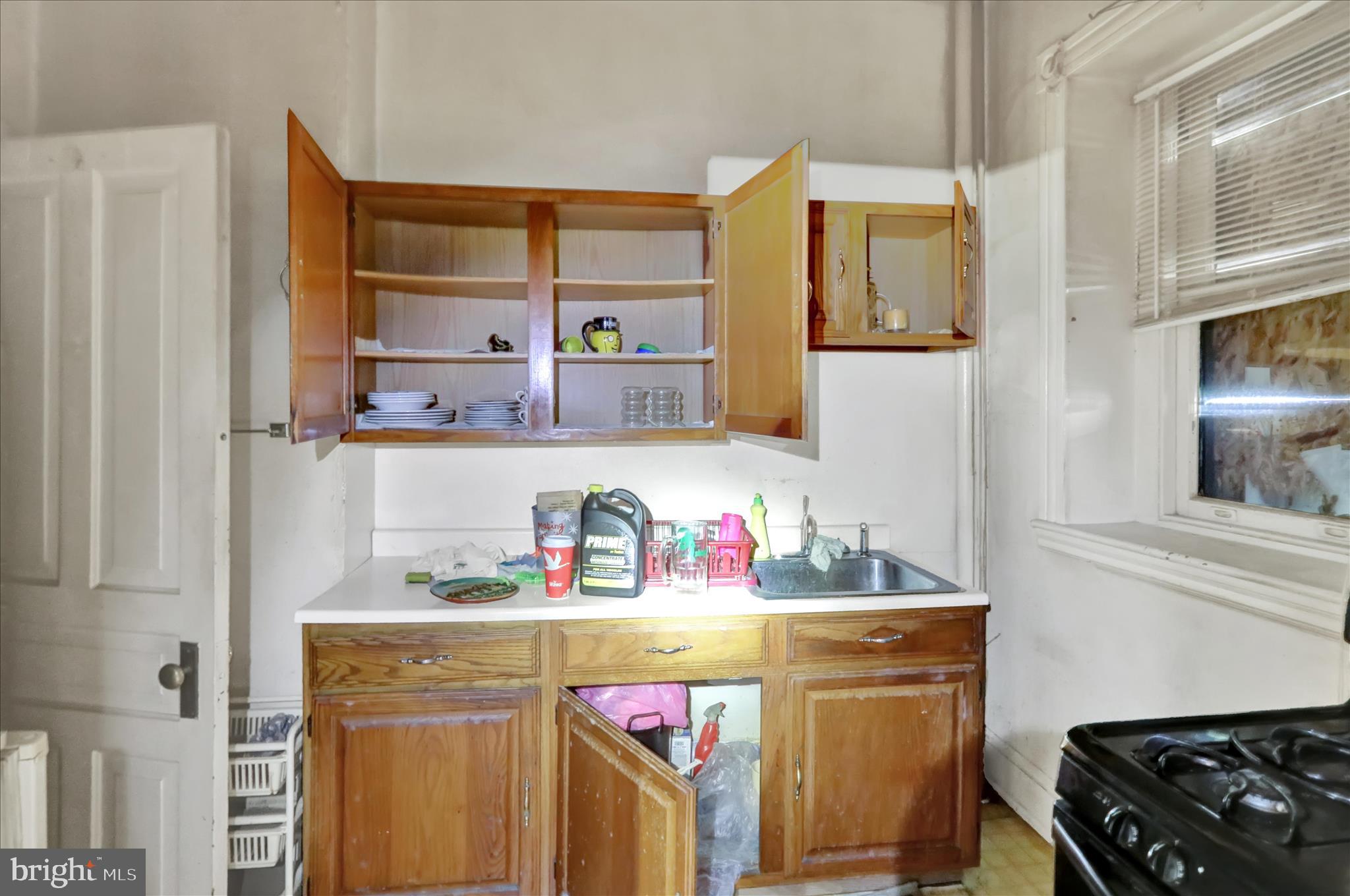 SHILLINGTON - Commercial Sale