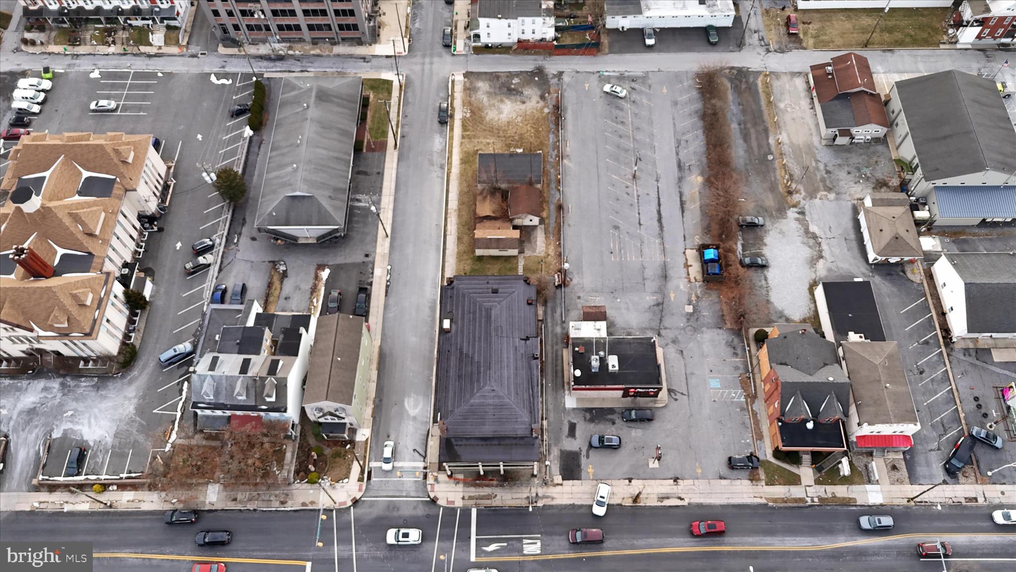 SHILLINGTON - Commercial Sale