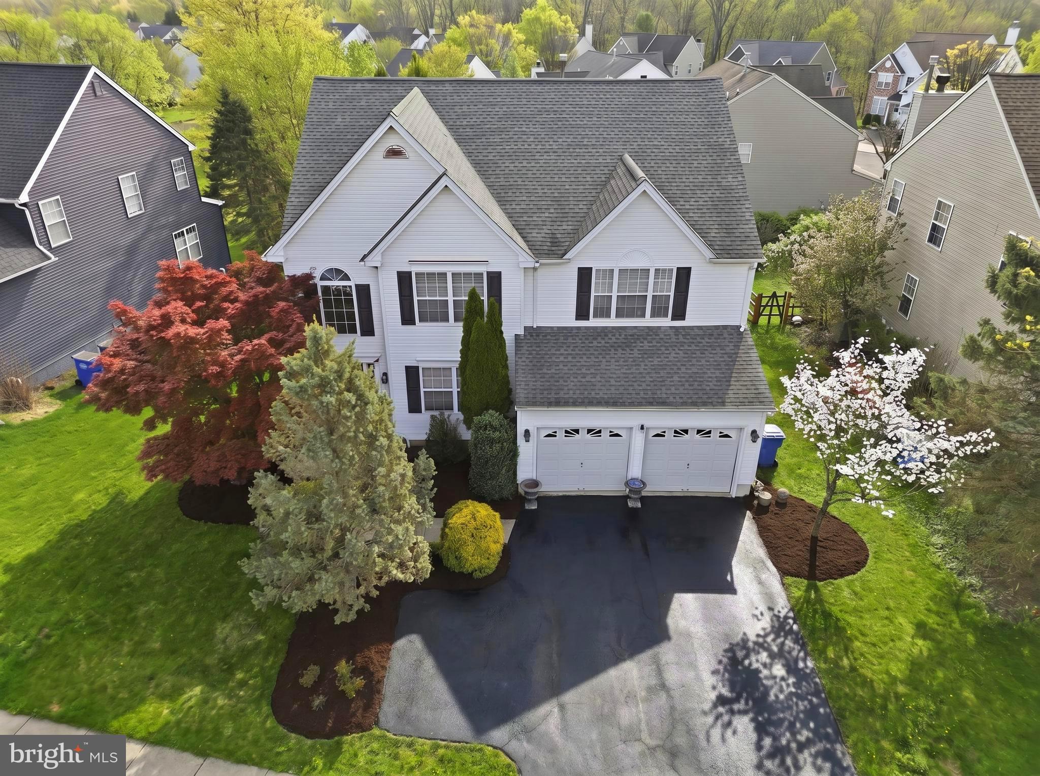 RIVERWOODS - Residential
