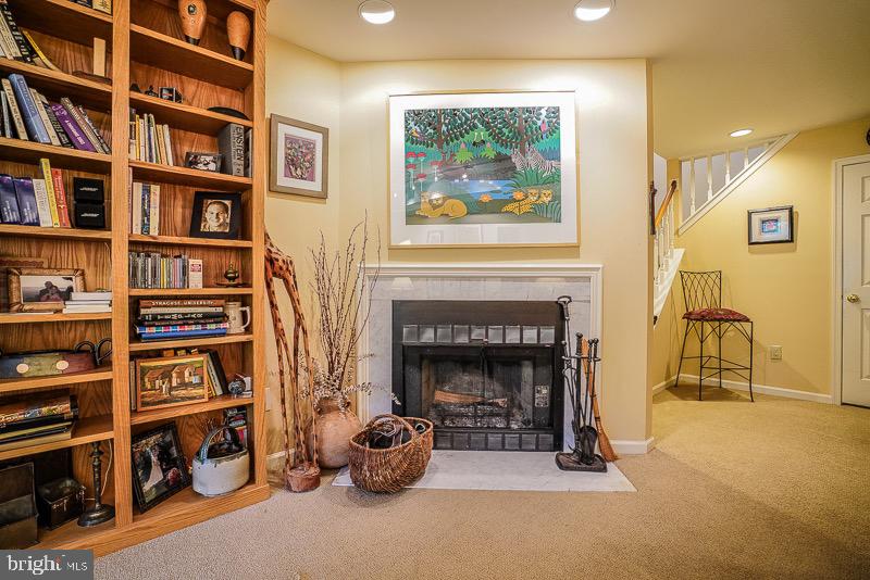 BREYER WOODS - Residential