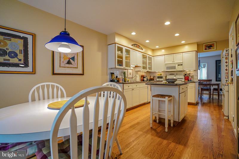 BREYER WOODS - Residential