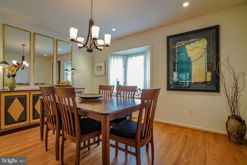 BREYER WOODS - Residential