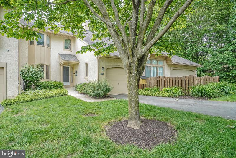 BREYER WOODS - Residential