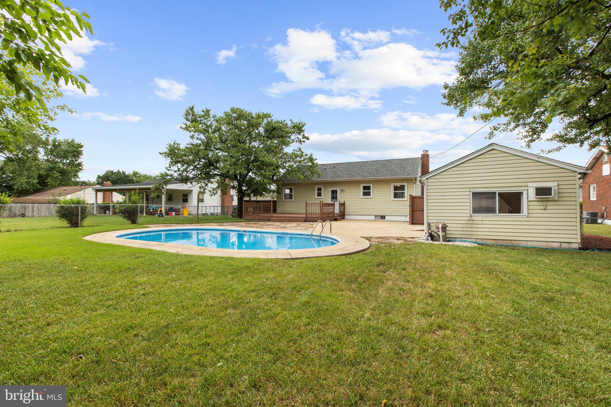 ARUNDEL HILLS - Residential