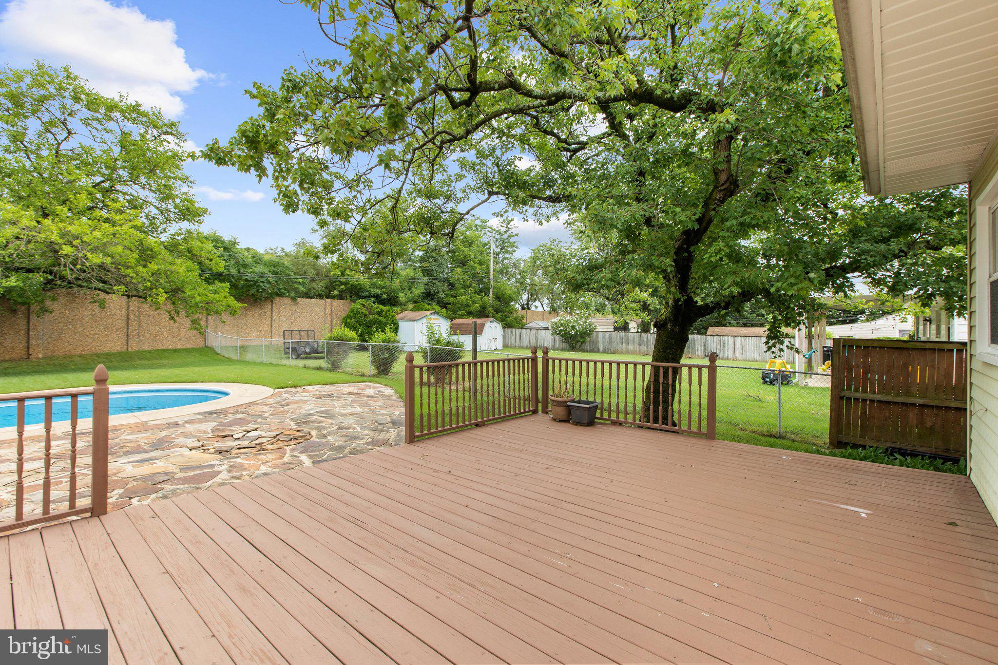 ARUNDEL HILLS - Residential