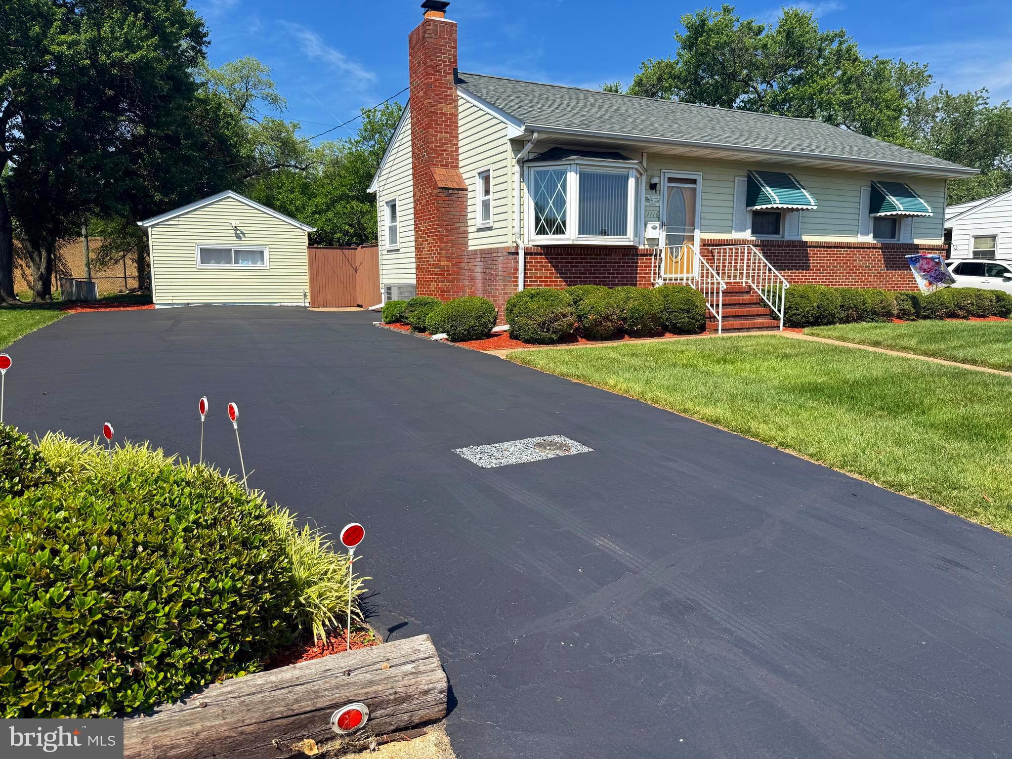 ARUNDEL HILLS - Residential