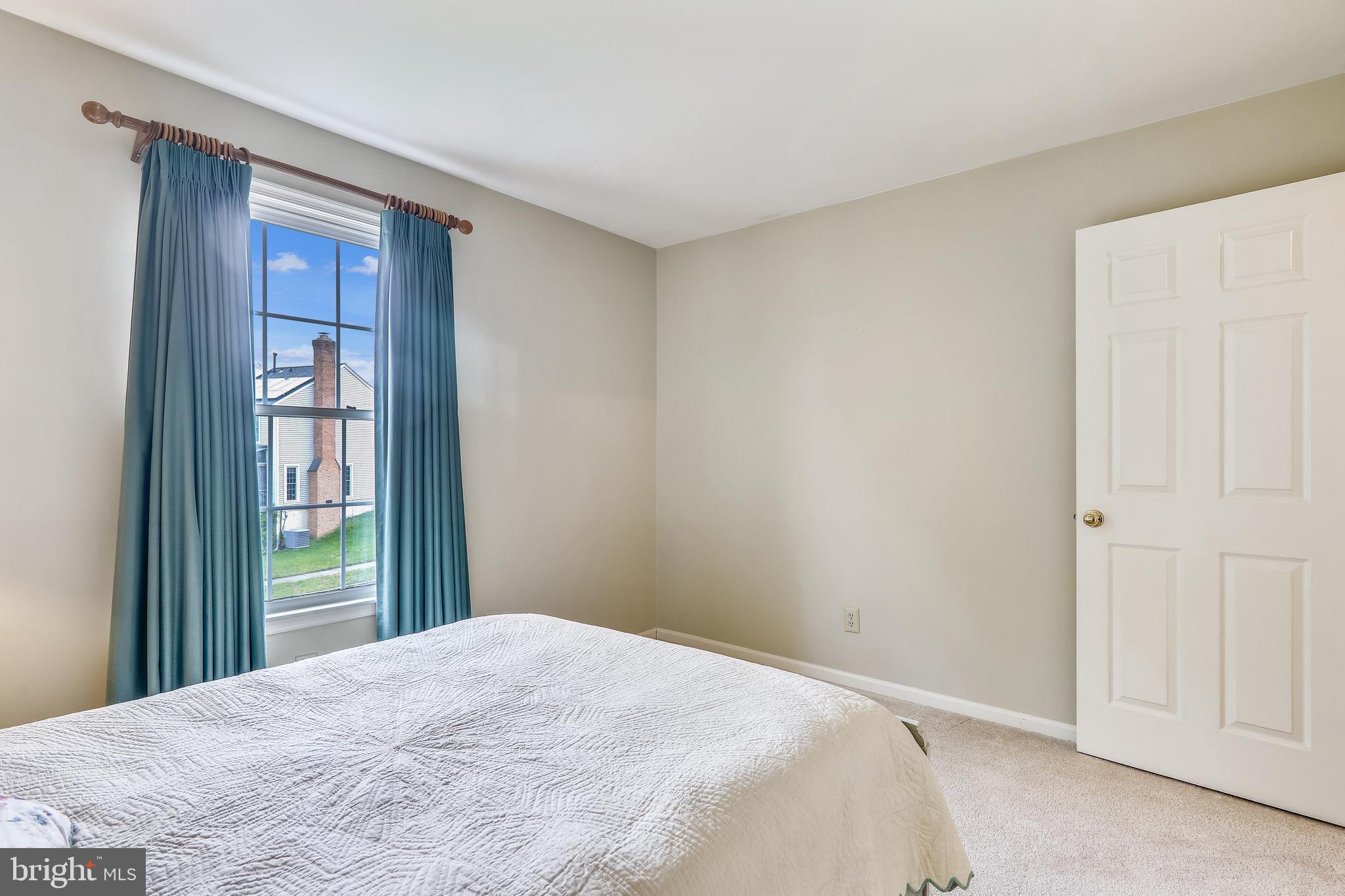 WOODBRIDGE - Residential