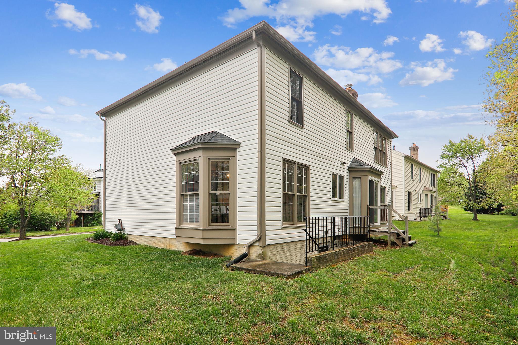WOODBRIDGE - Residential