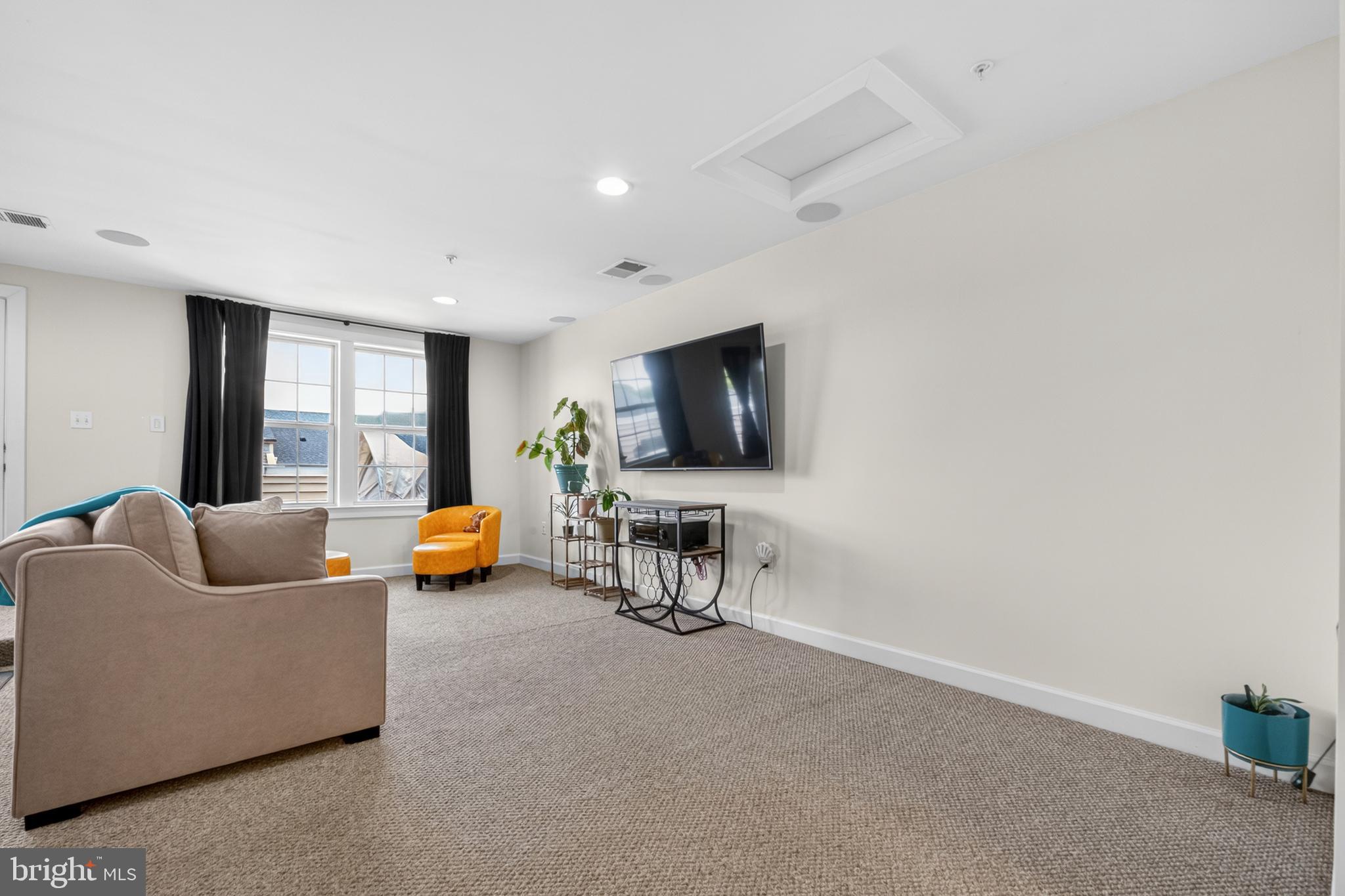 PARKSIDE - Residential
