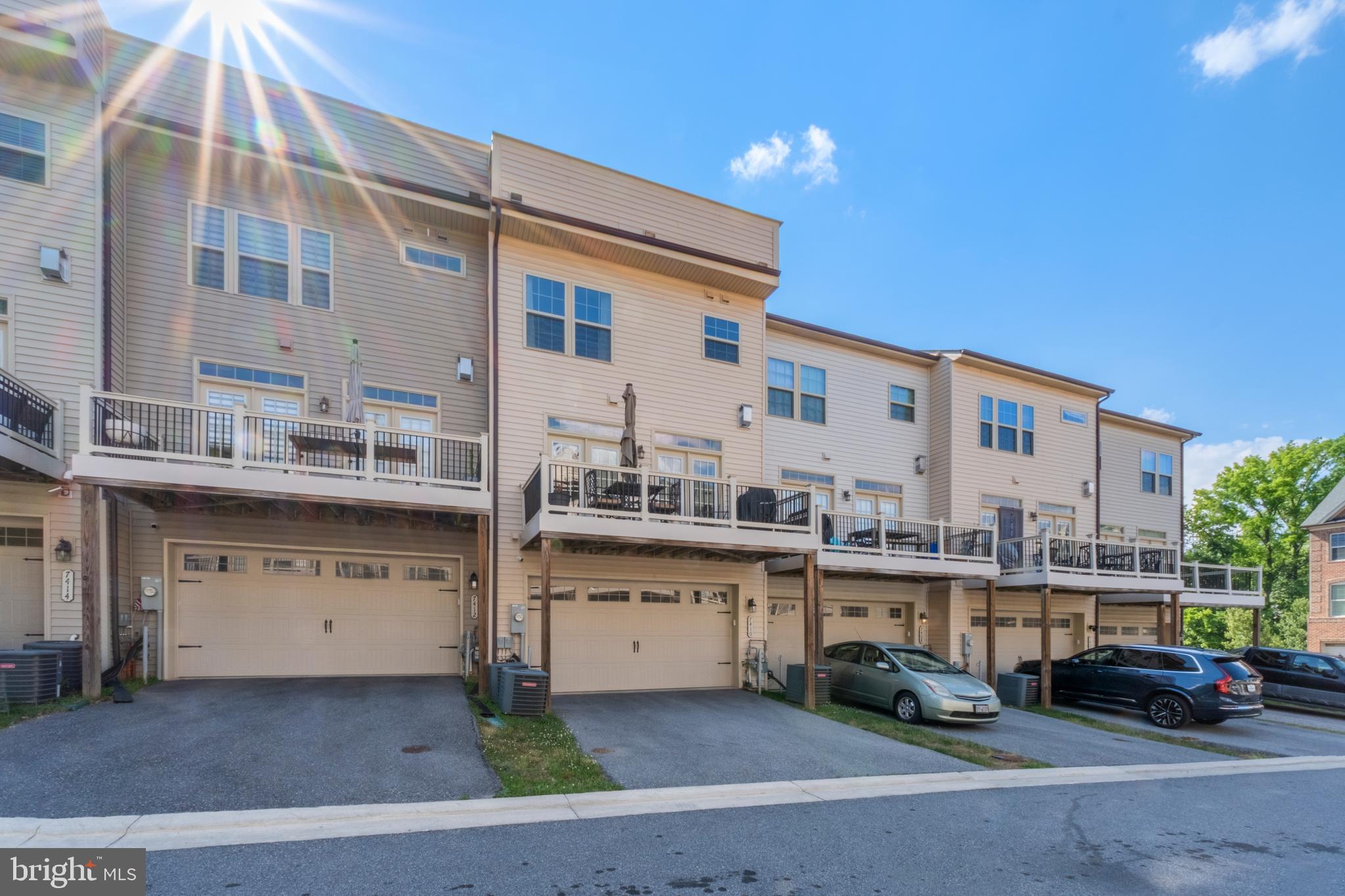 PARKSIDE - Residential