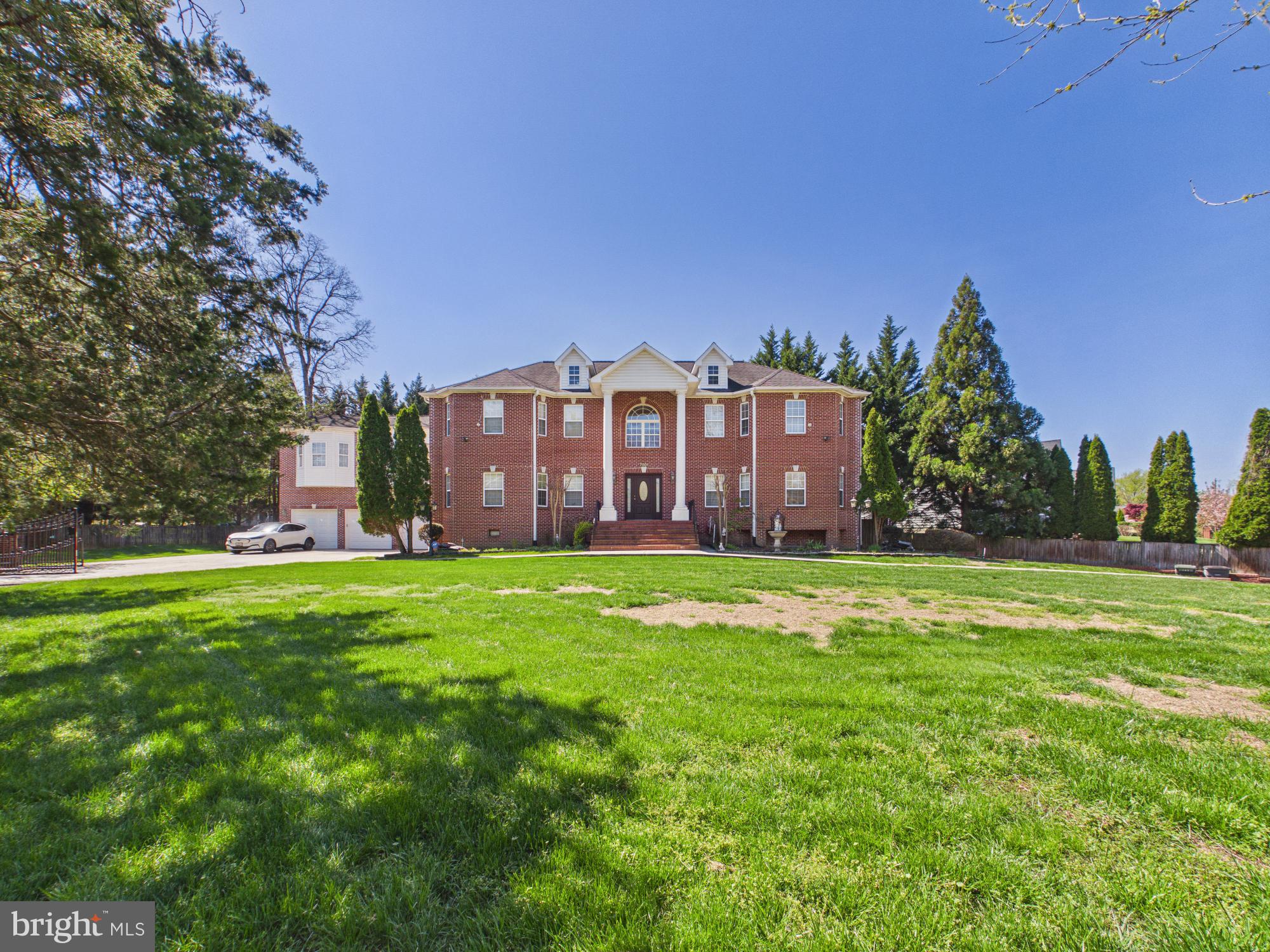 RIDGEWOOD - Residential