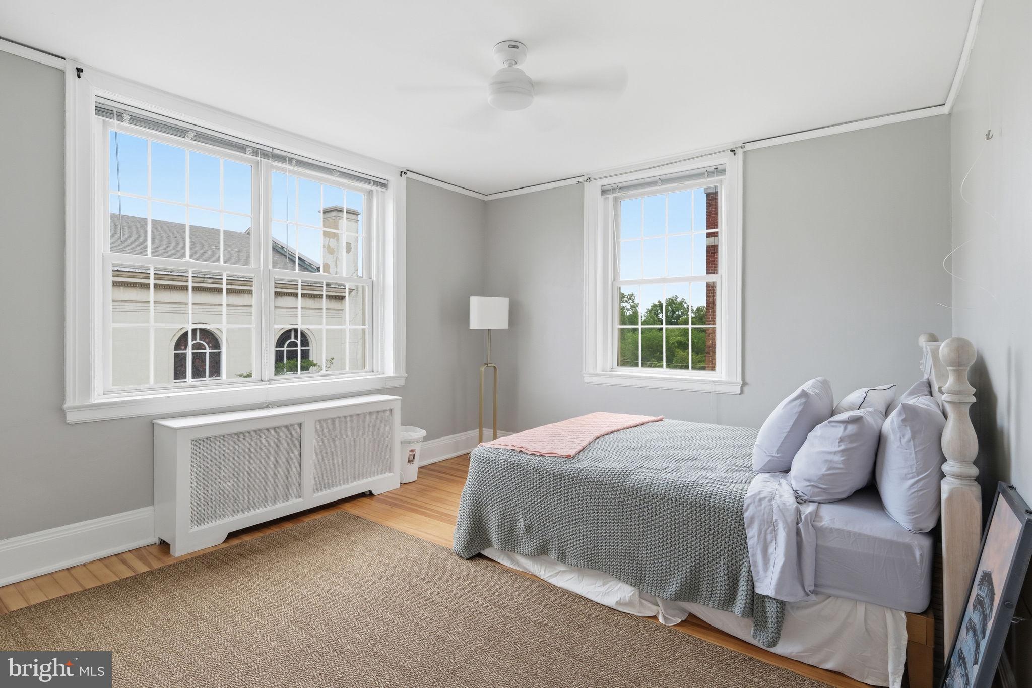 HOMEWOOD - Residential