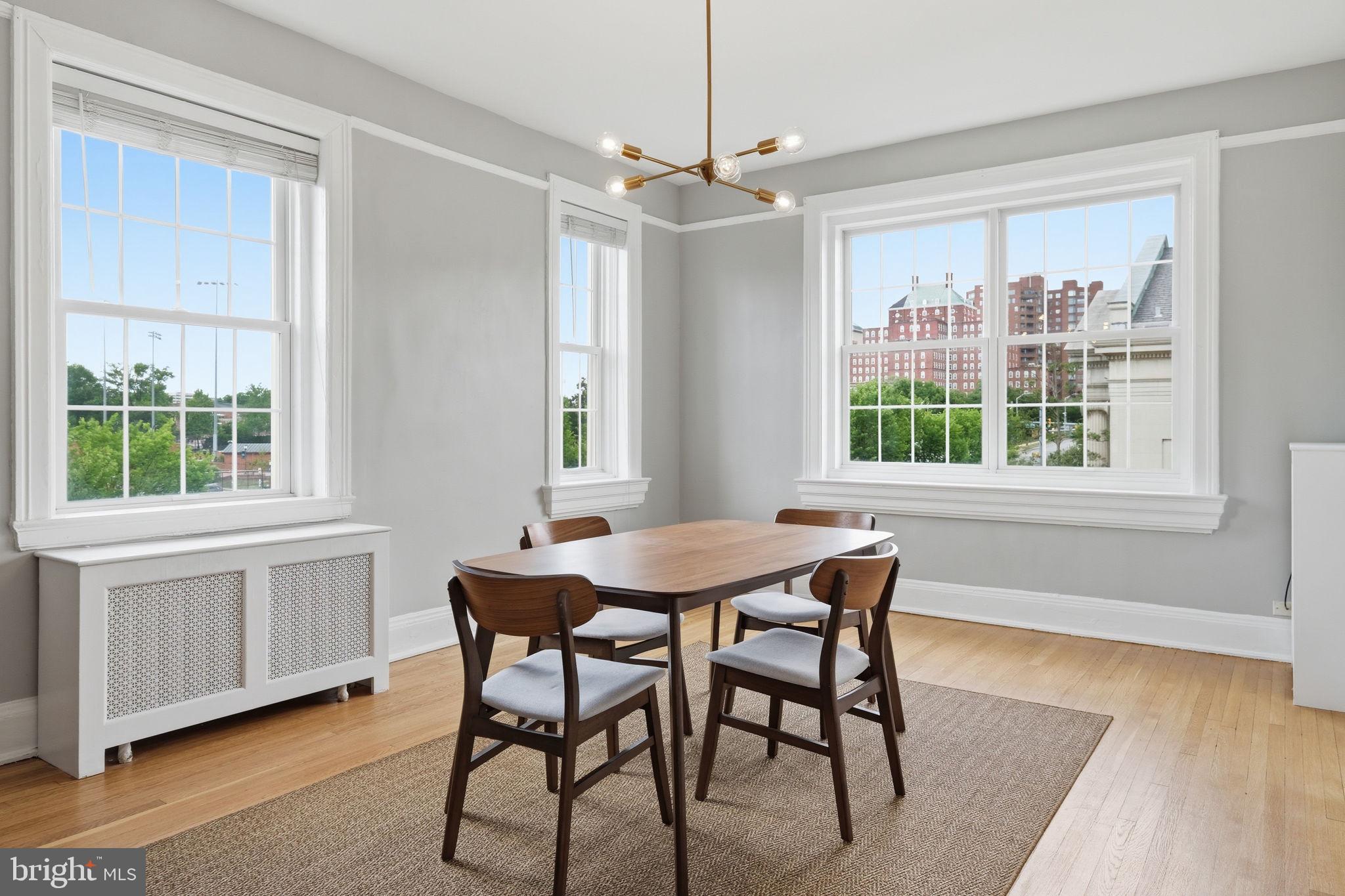 HOMEWOOD - Residential