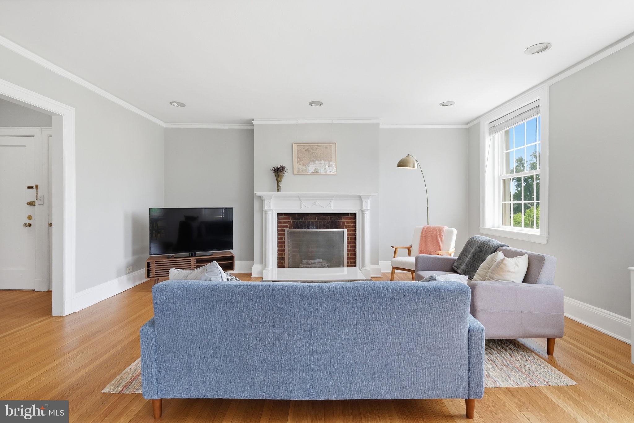 HOMEWOOD - Residential