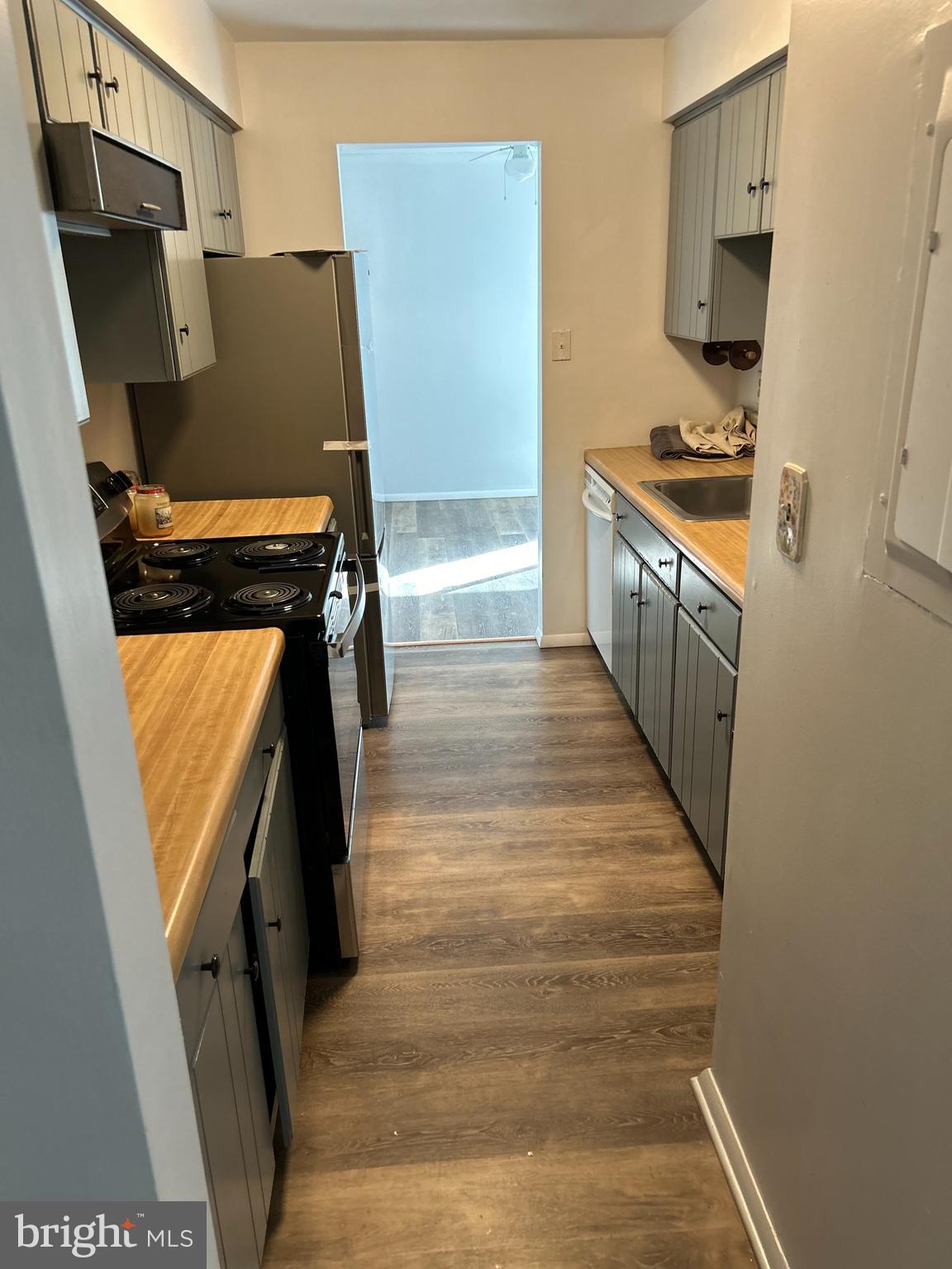 WESTWOOD VILLAGE - Residential