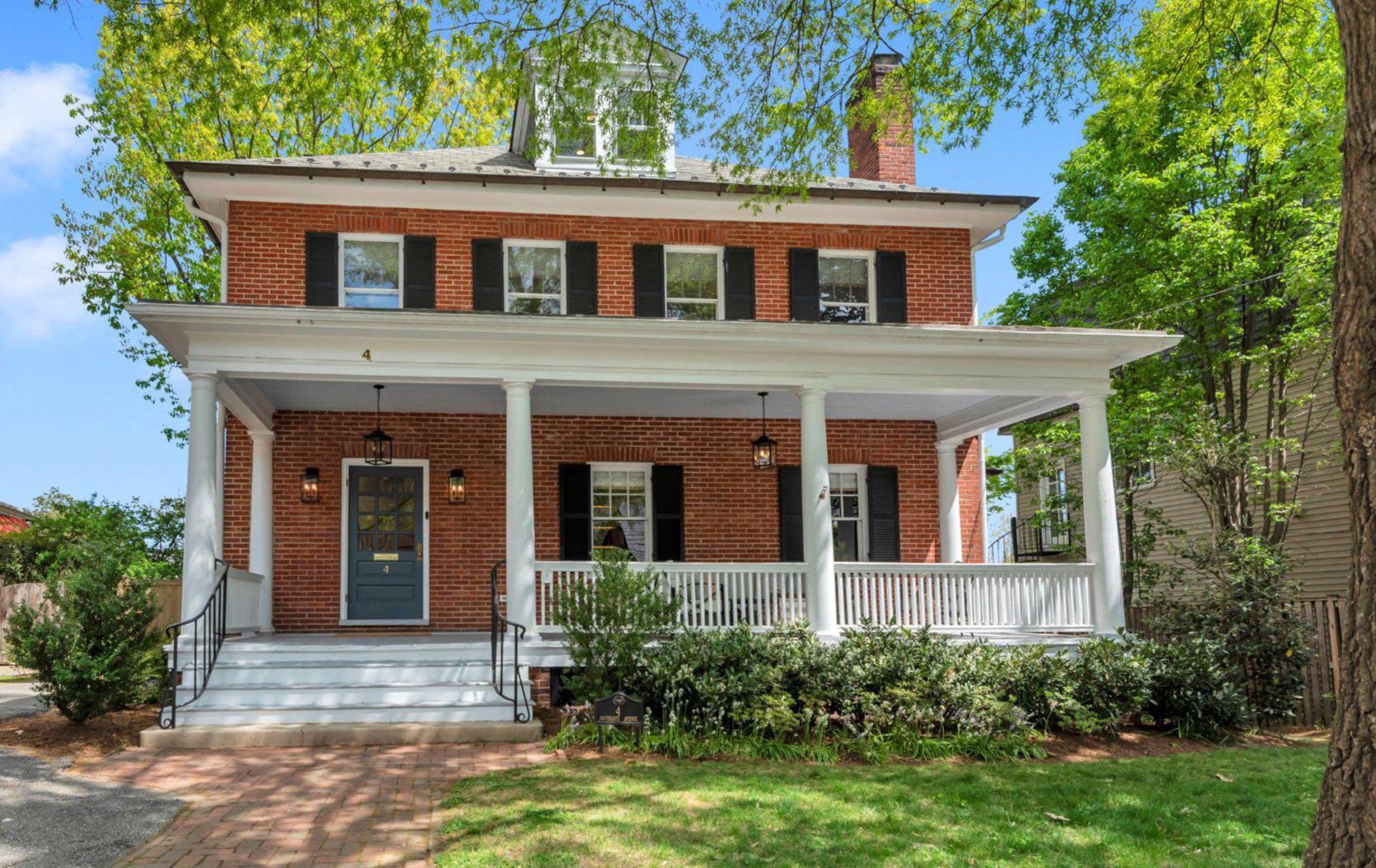 MURRAY HILL - Residential