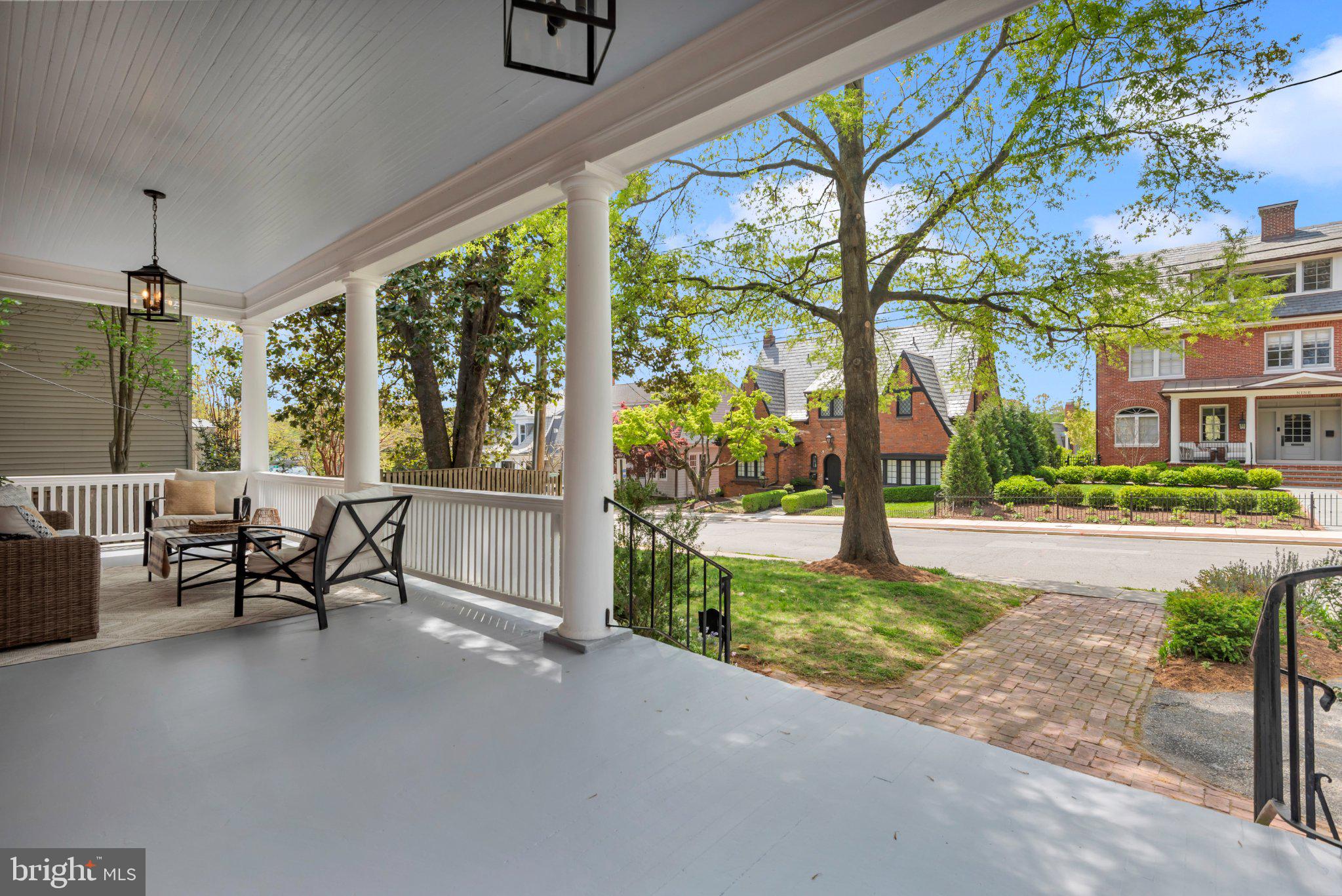MURRAY HILL - Residential