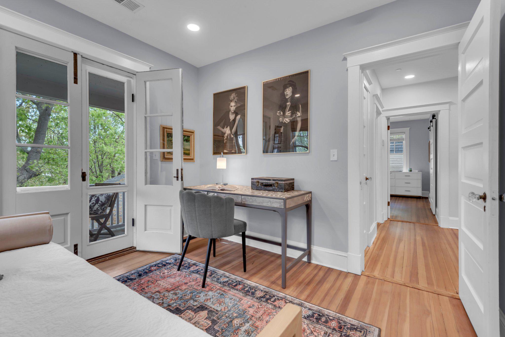 MURRAY HILL - Residential