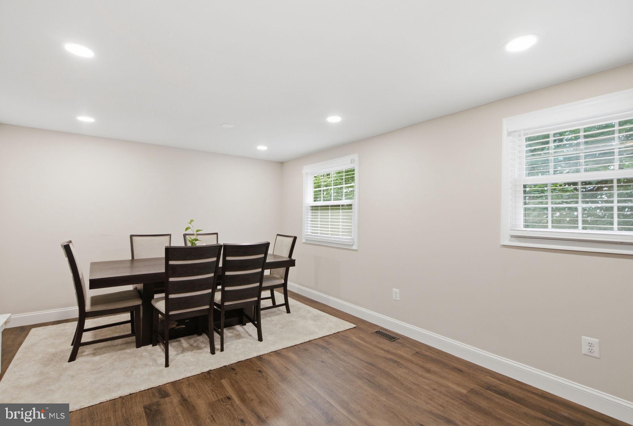 DAMASCUS MANOR - Residential