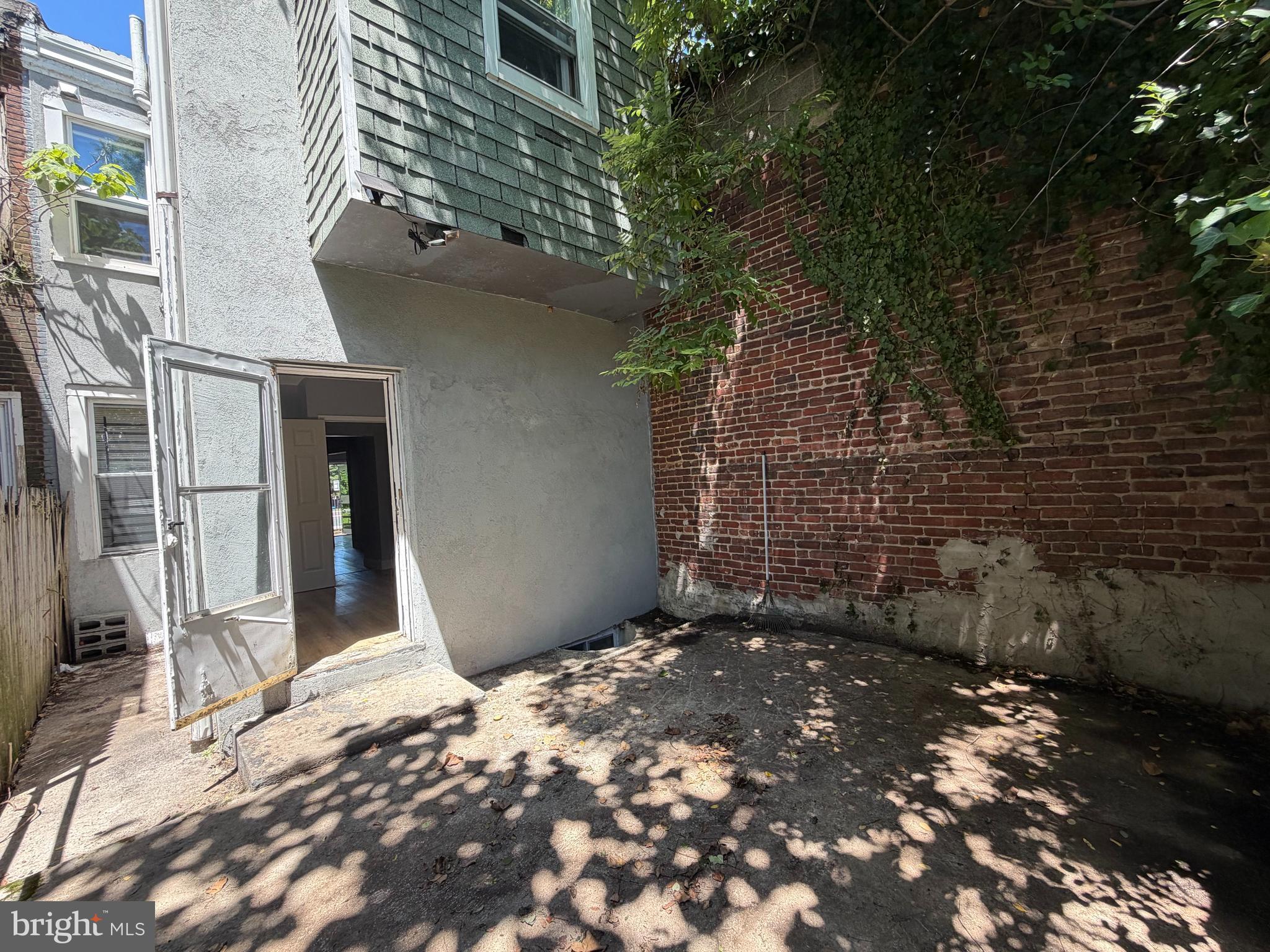 TEMPLE UNIVERSITY - Residential