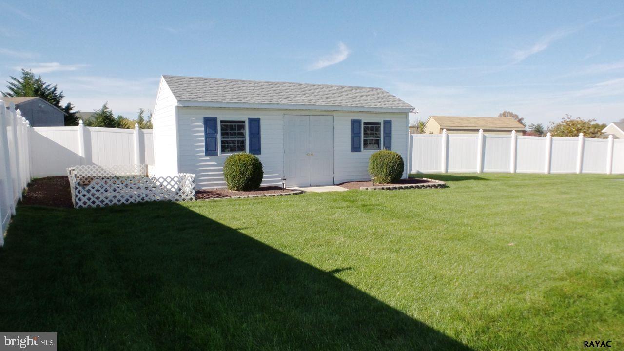 MARBROOKE - Residential