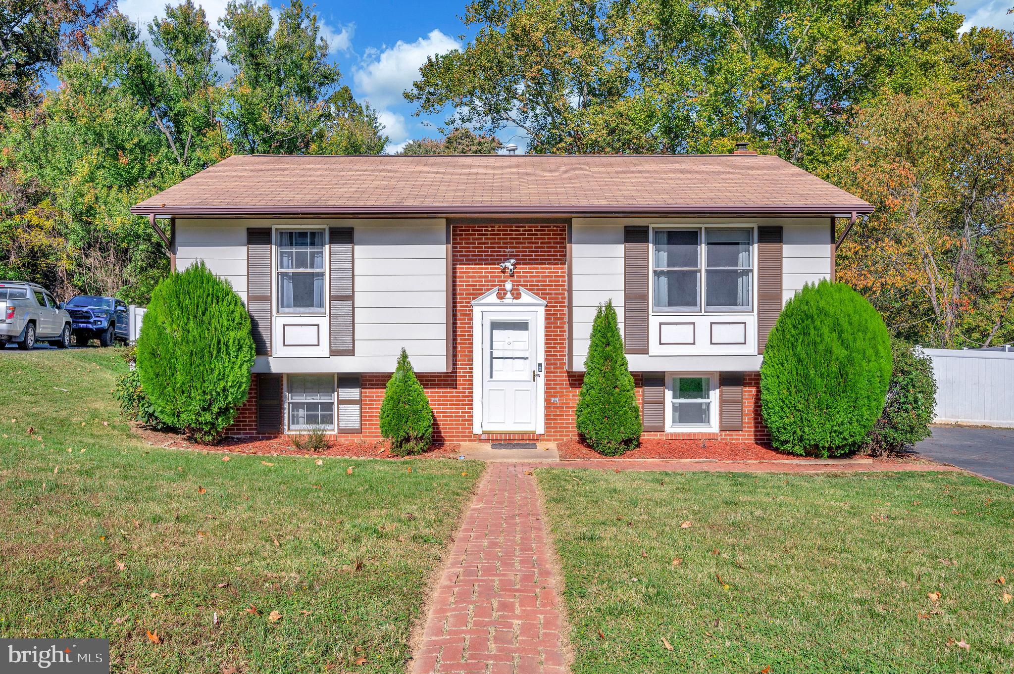 CHANCELLOR GREEN - Residential