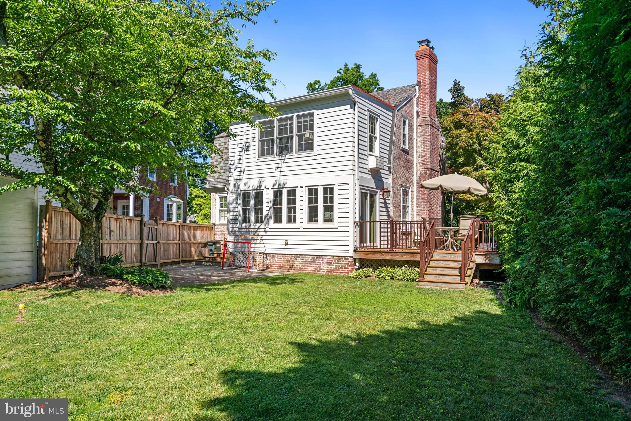 YORKTOWN VILLAGE - Residential
